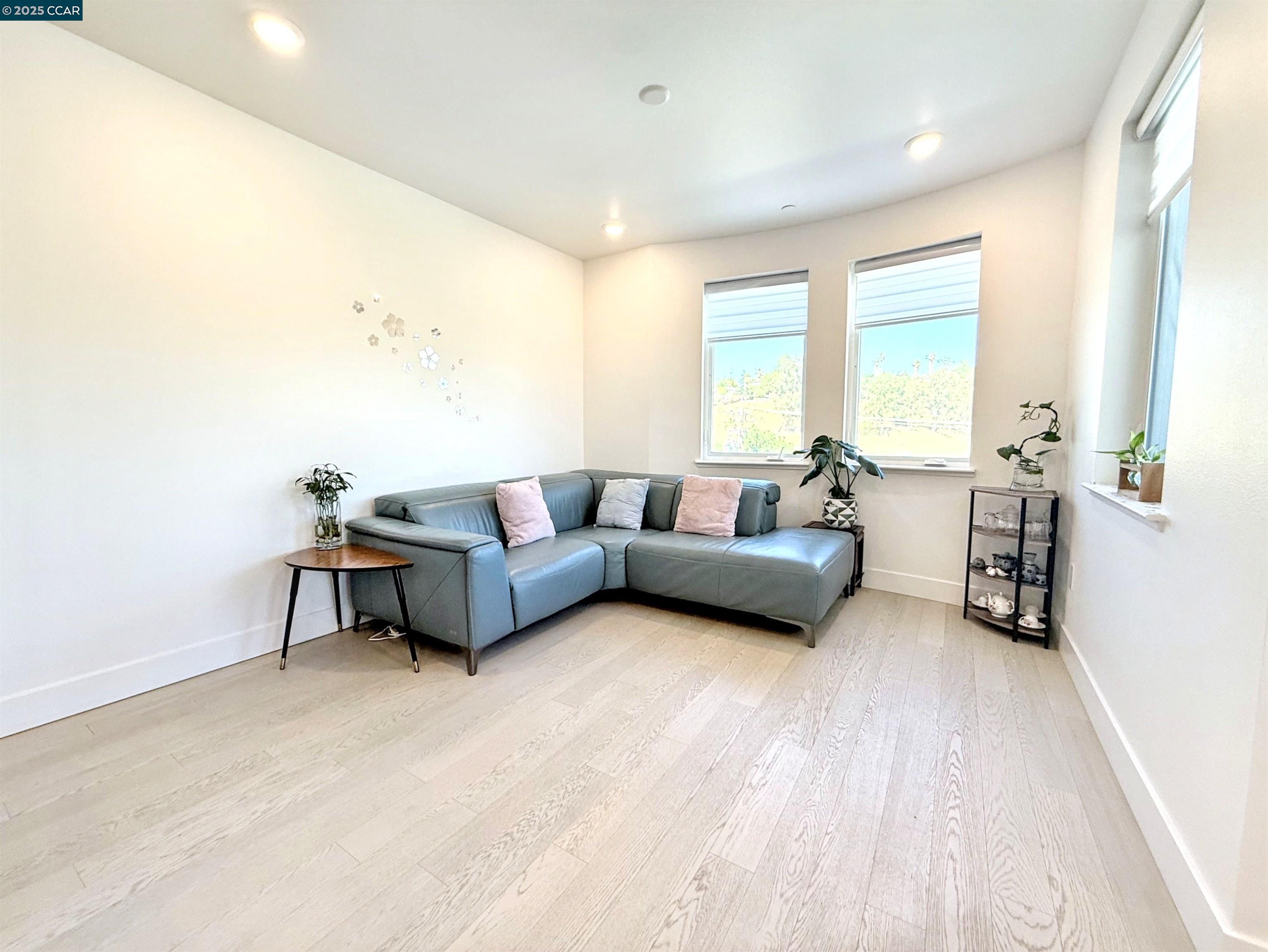 Detail Gallery Image 15 of 39 For 42111 Osgood Rd #401,  Fremont,  CA 94539 - 2 Beds | 2 Baths