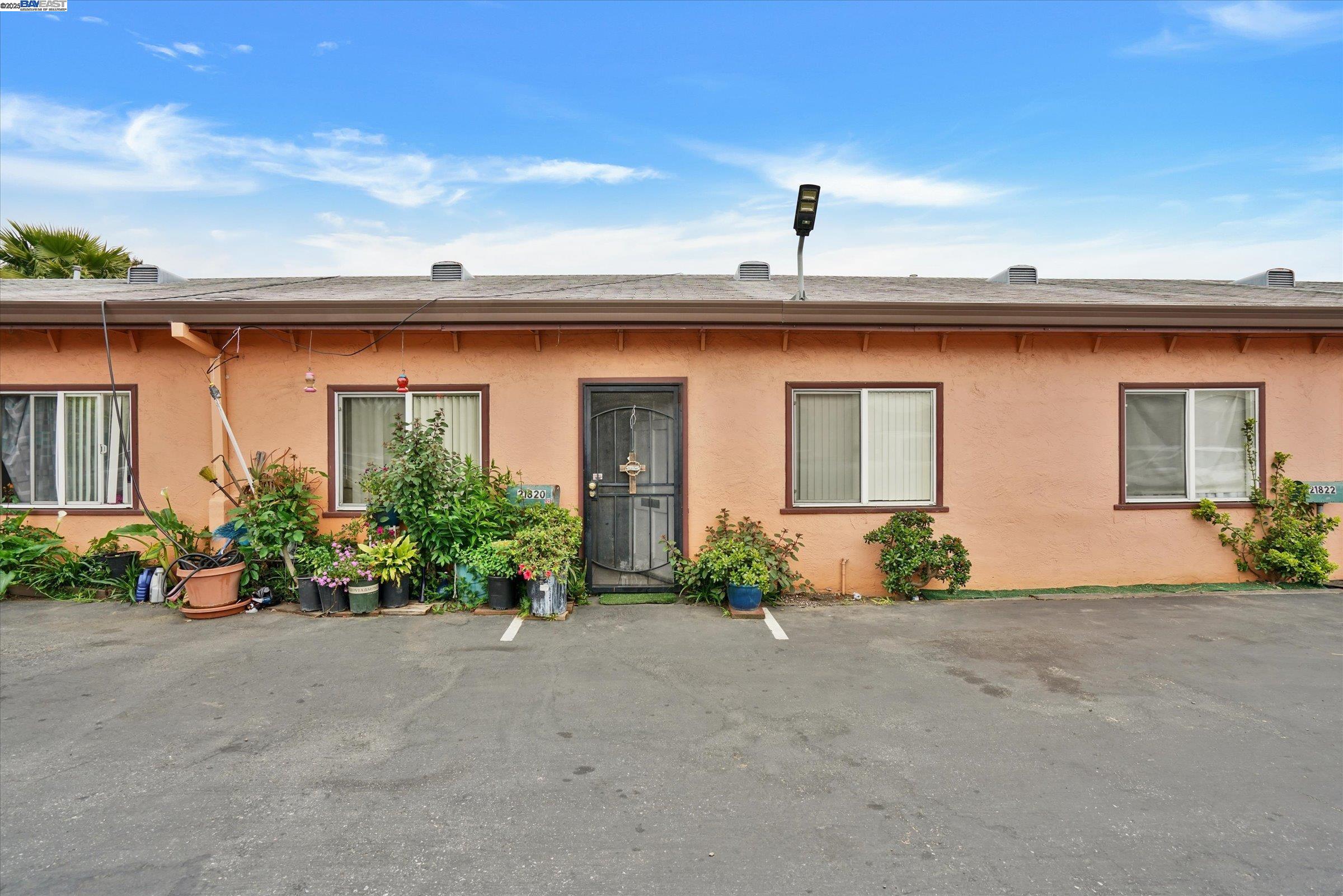Detail Gallery Image 28 of 42 For 21806 Meekland Ave, Hayward,  CA 94541 - – Beds | – Baths