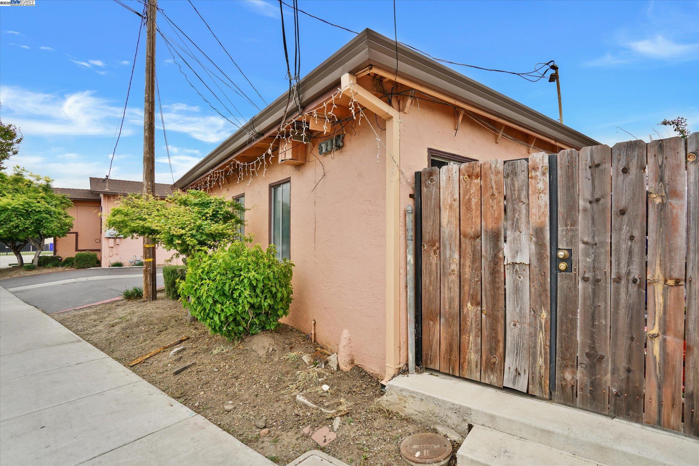 Detail Gallery Image 41 of 42 For 21806 Meekland Ave, Hayward,  CA 94541 - – Beds | – Baths