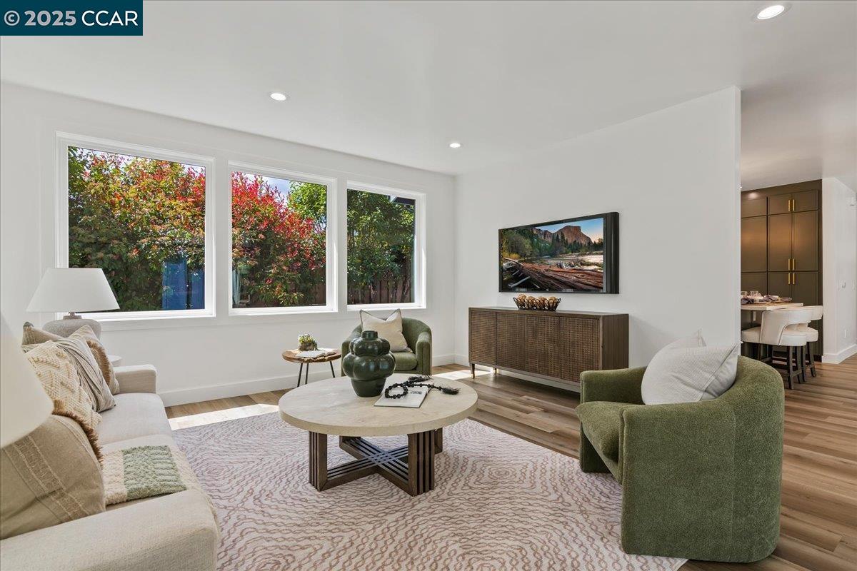 Detail Gallery Image 23 of 59 For 158 Pulido Rd, Danville,  CA 94526 - 4 Beds | 3/1 Baths
