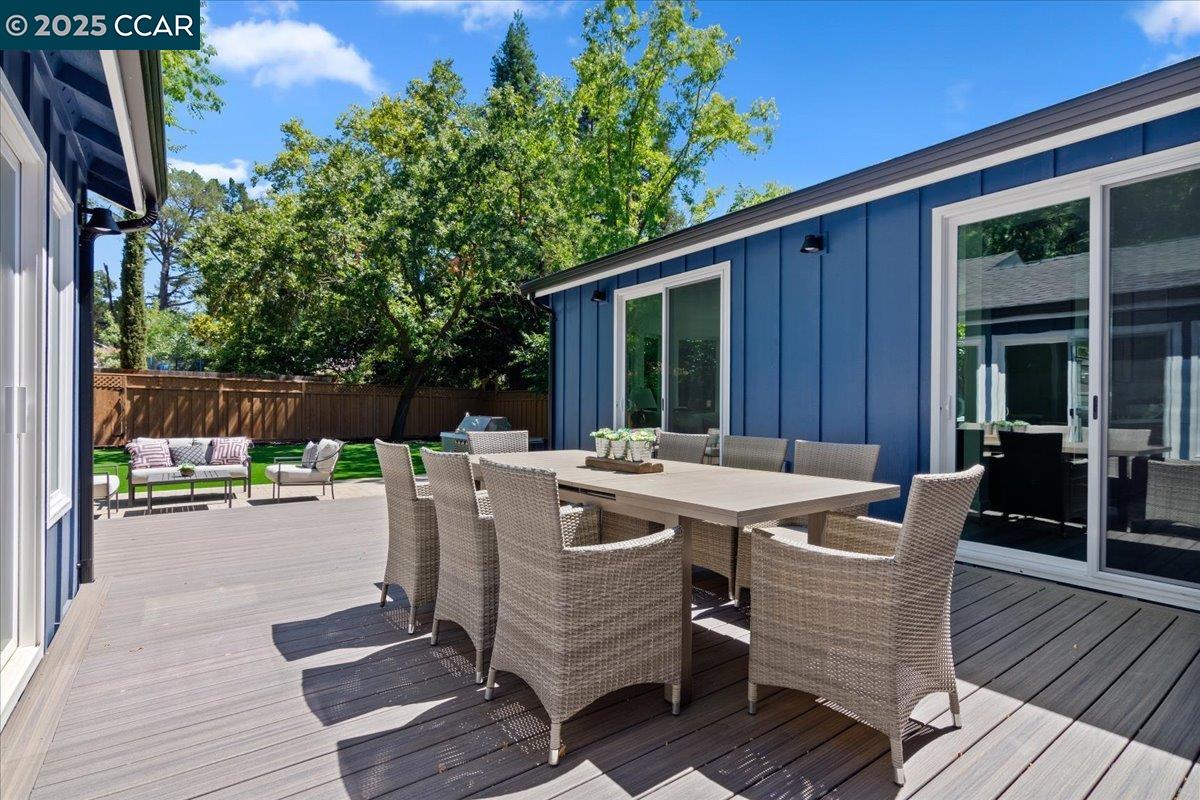 Detail Gallery Image 4 of 59 For 158 Pulido Rd, Danville,  CA 94526 - 4 Beds | 3/1 Baths