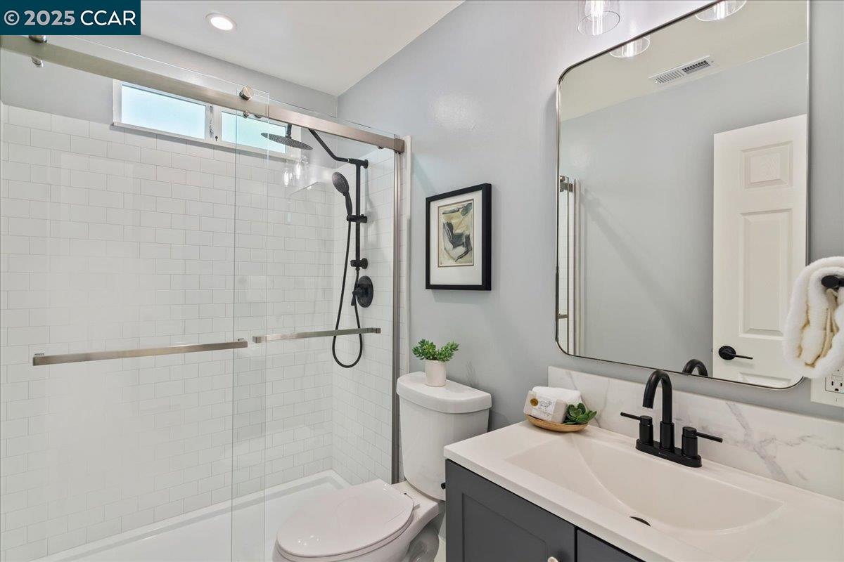 Detail Gallery Image 39 of 59 For 158 Pulido Rd, Danville,  CA 94526 - 4 Beds | 3/1 Baths