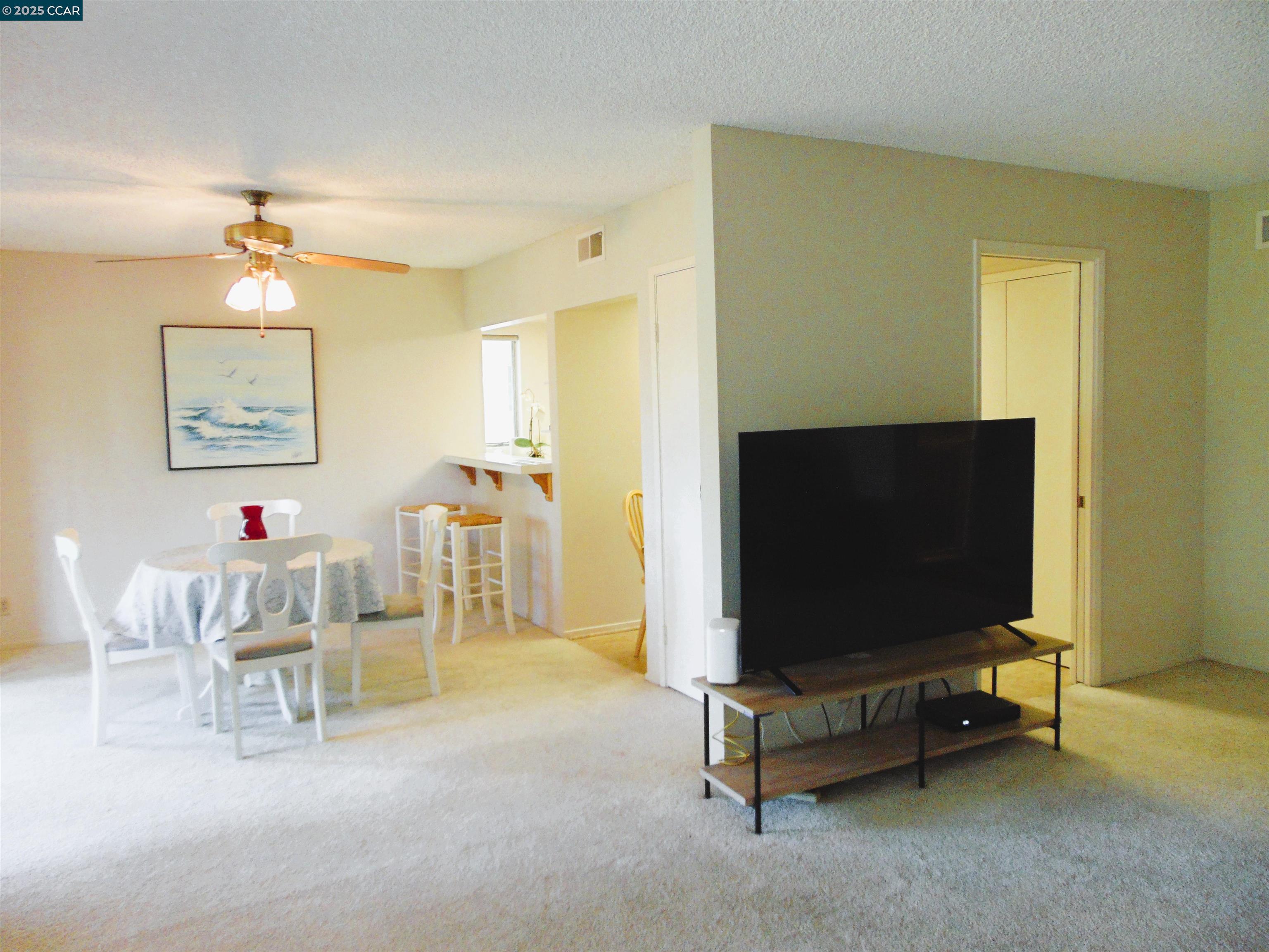 Photo #4: 41106926 Listing 
