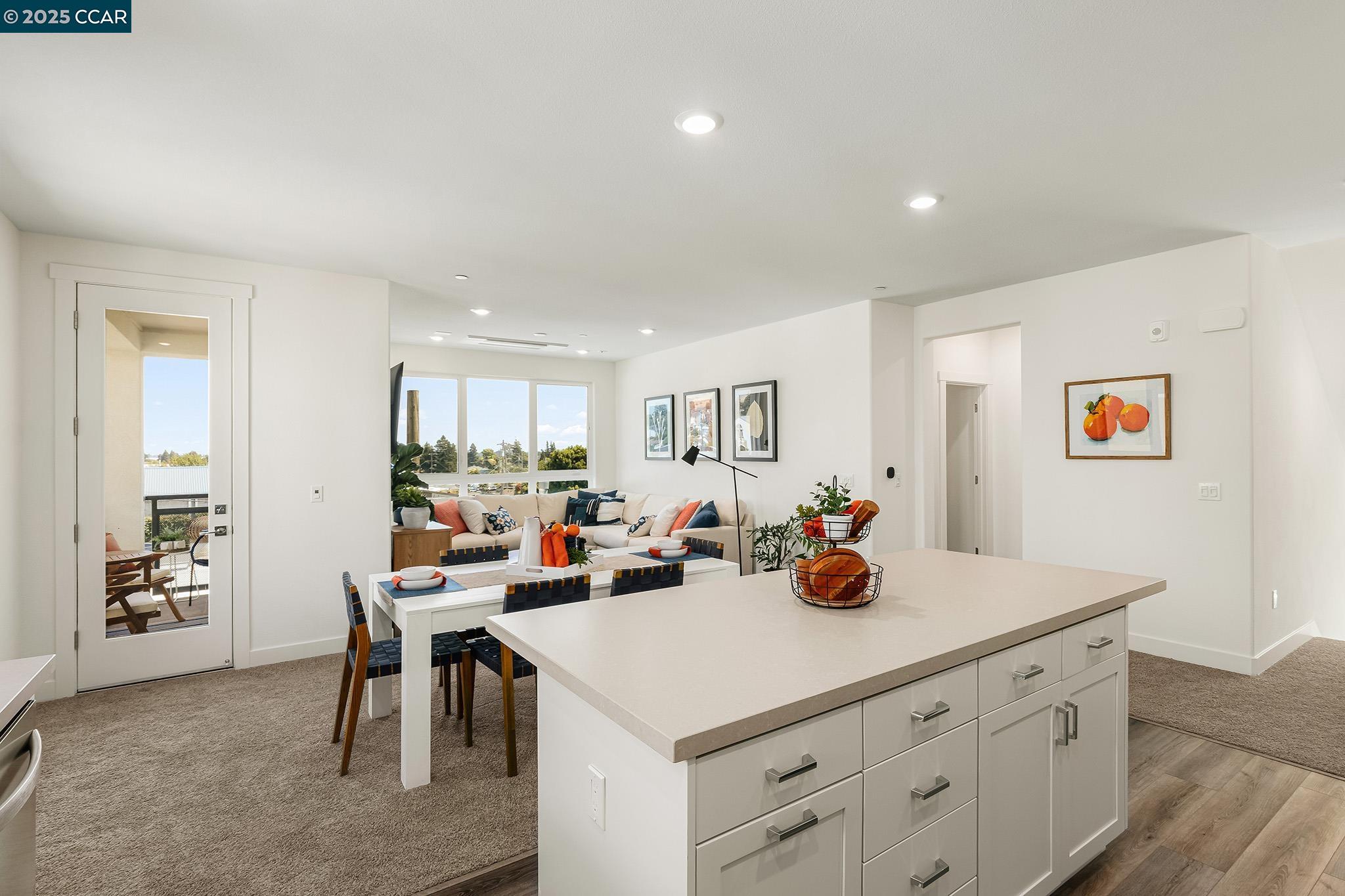 Photo #5: 41106927 Listing 