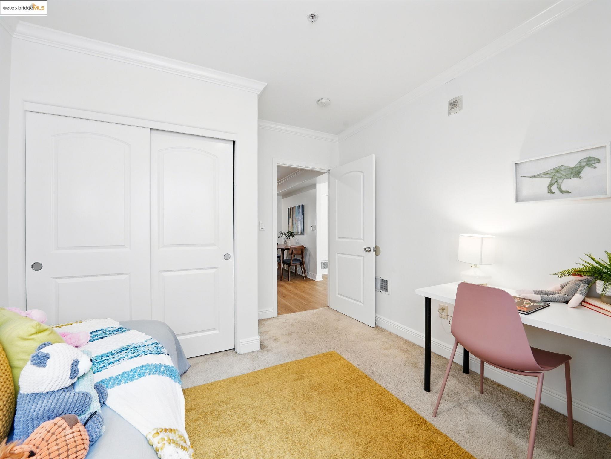 Detail Gallery Image 15 of 24 For 1515 14th Ave #201,  Oakland,  CA 94606 - 3 Beds | 2 Baths