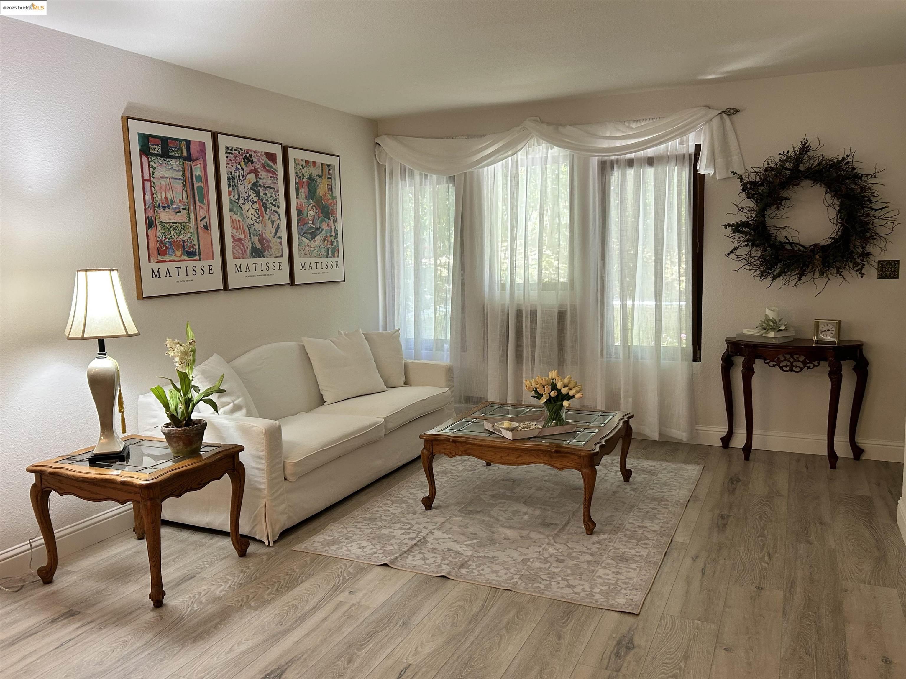 More Details about MLS # 41106929 : 500 SUNTREE LN # 501