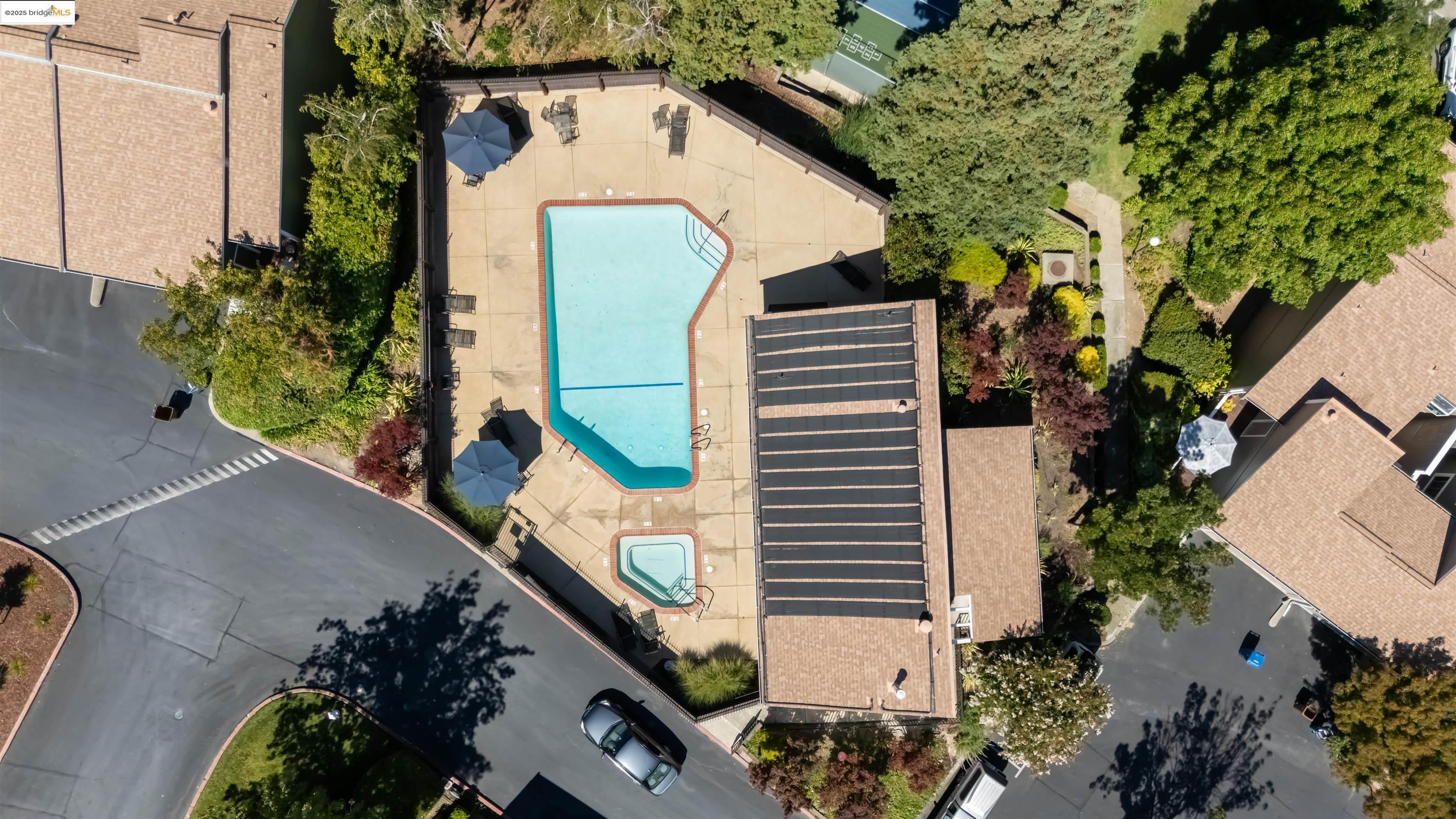 Detail Gallery Image 26 of 31 For 500 Suntree Ln #501,  Pleasant Hill,  CA 94523 - 3 Beds | 2 Baths