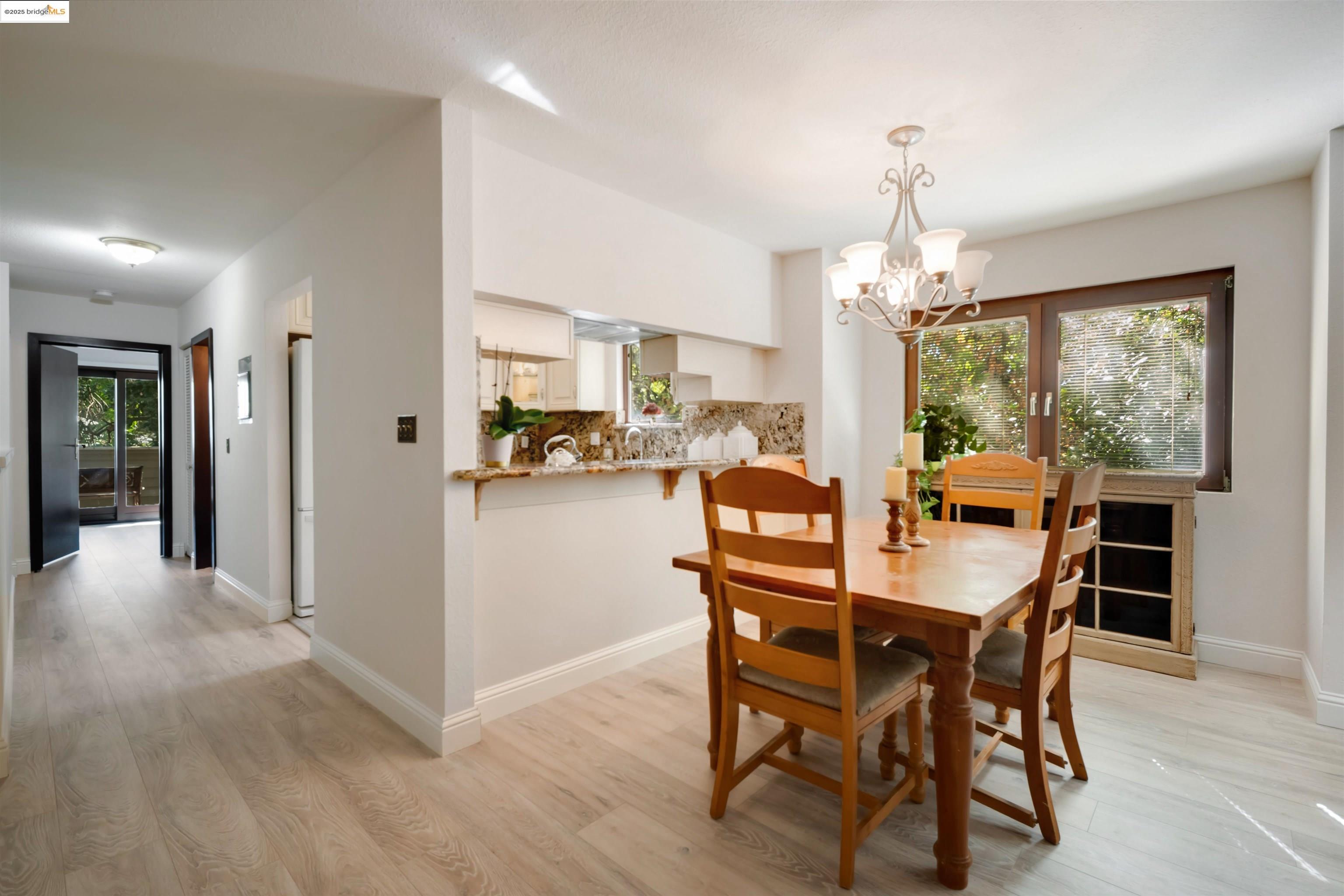 Photo #6: 41106929 Listing 