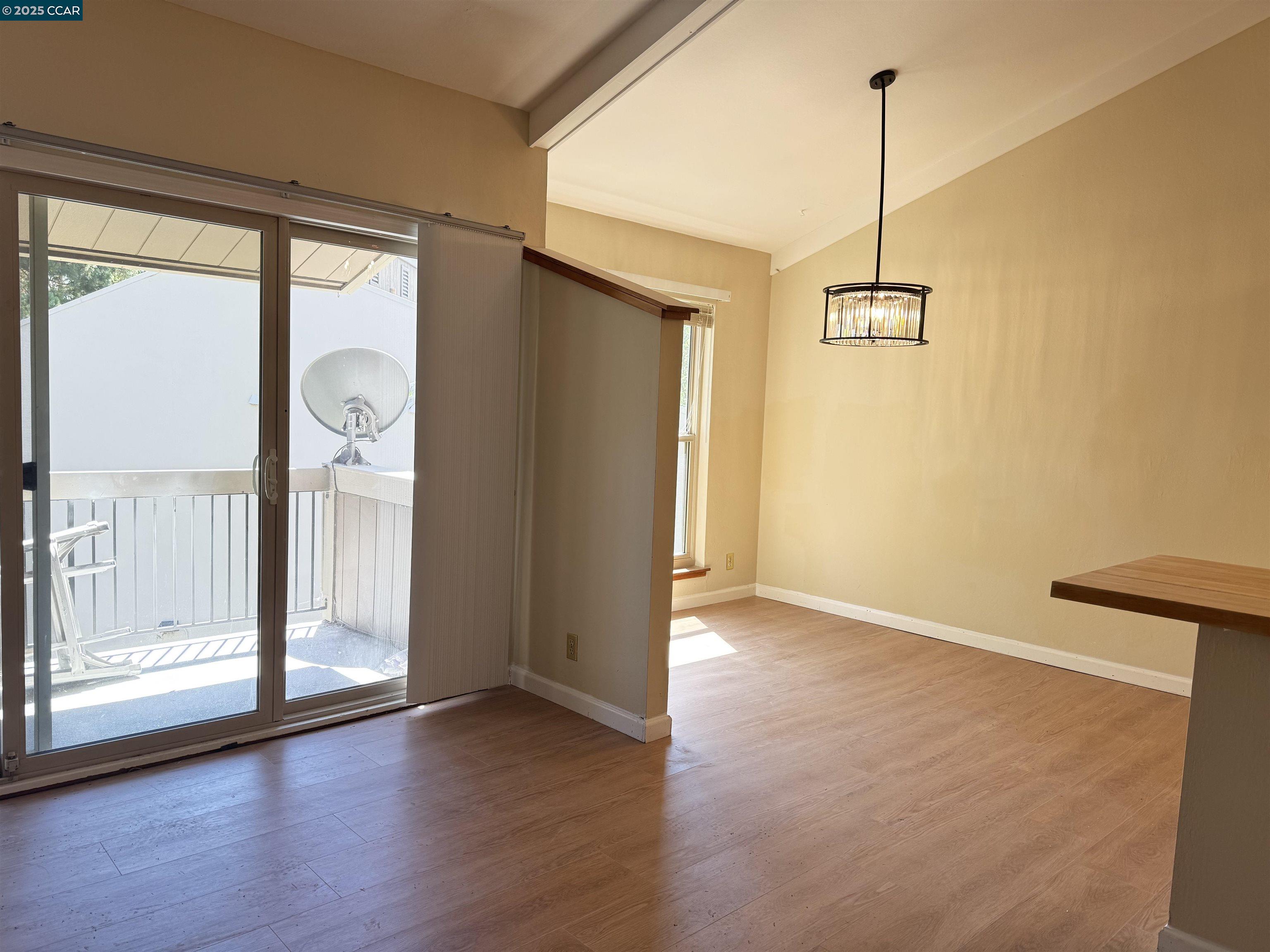 Detail Gallery Image 5 of 10 For 2059 Ascot Dr. #213,  Moraga,  CA 94556 - 2 Beds | 2 Baths