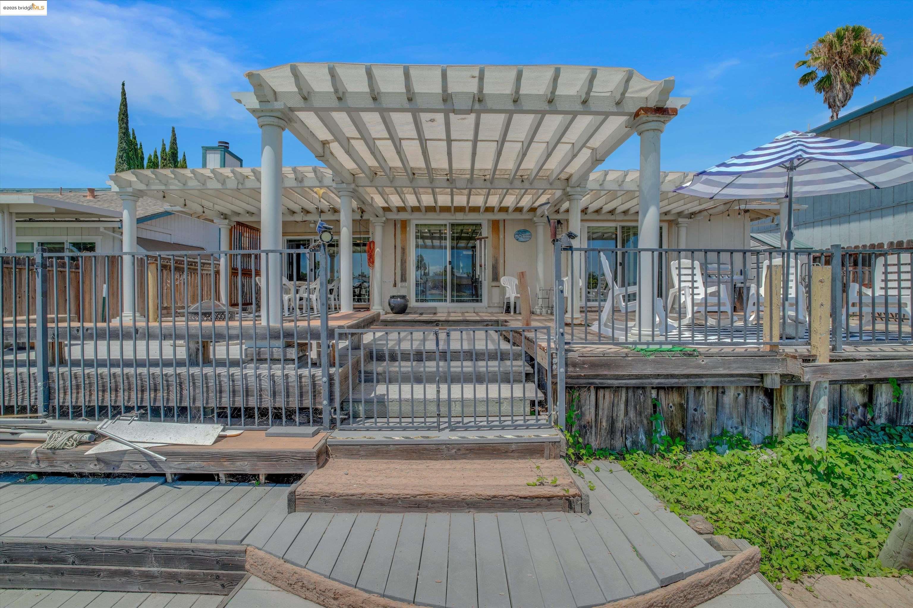 Detail Gallery Image 30 of 38 For 5260 Laguna Ct, Discovery Bay,  CA 94505 - 3 Beds | 2 Baths