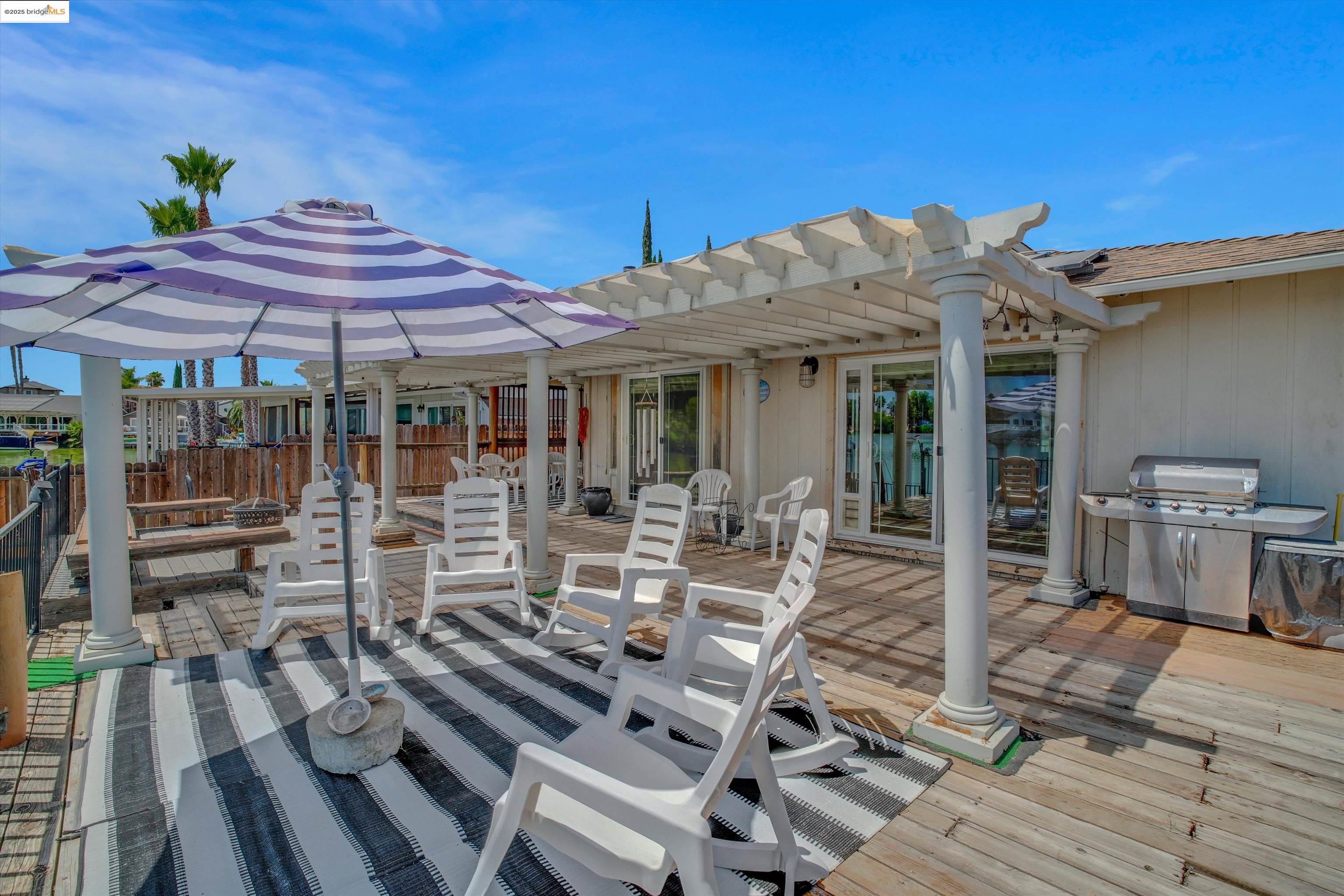 Detail Gallery Image 32 of 38 For 5260 Laguna Ct, Discovery Bay,  CA 94505 - 3 Beds | 2 Baths
