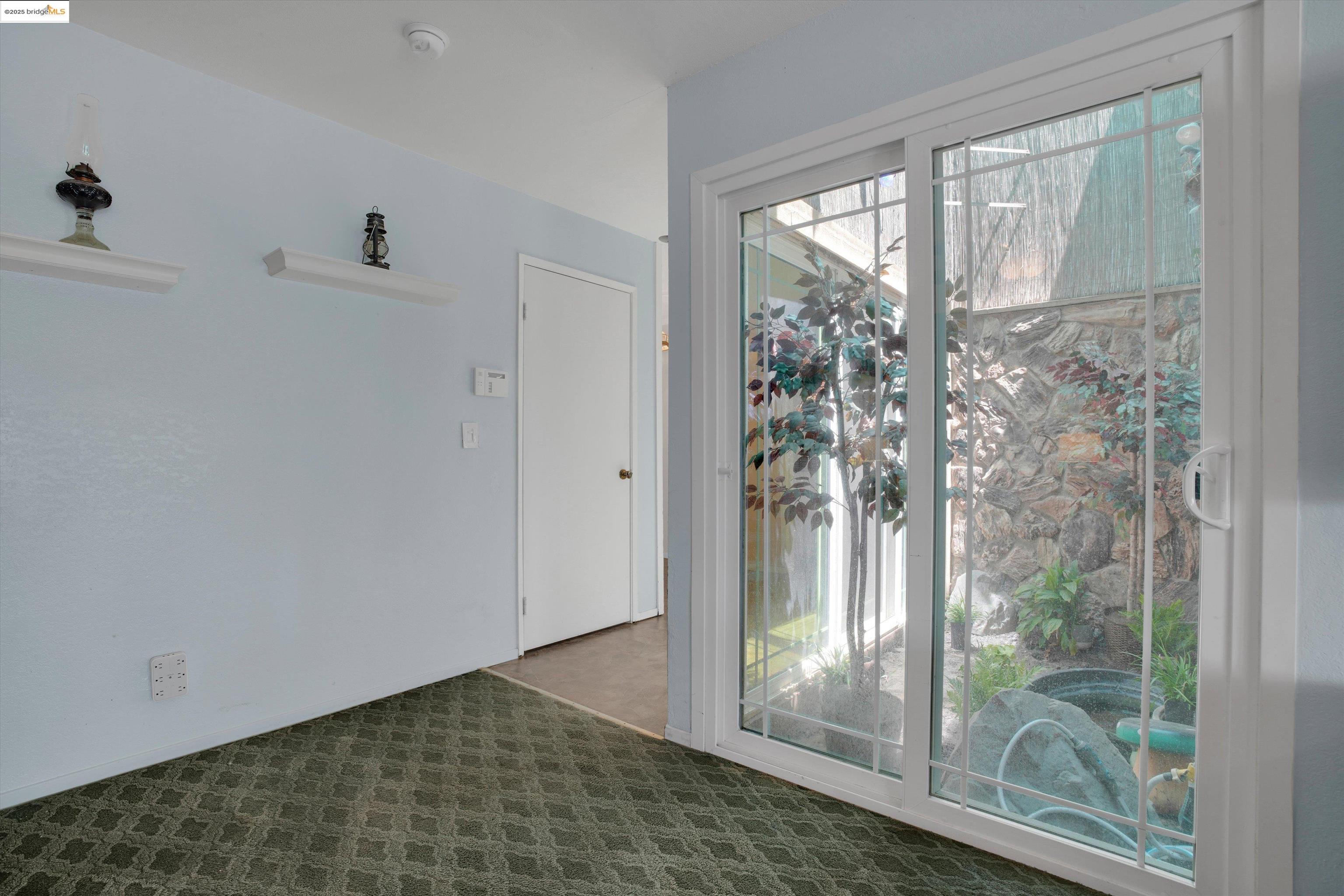 Detail Gallery Image 9 of 38 For 5260 Laguna Ct, Discovery Bay,  CA 94505 - 3 Beds | 2 Baths