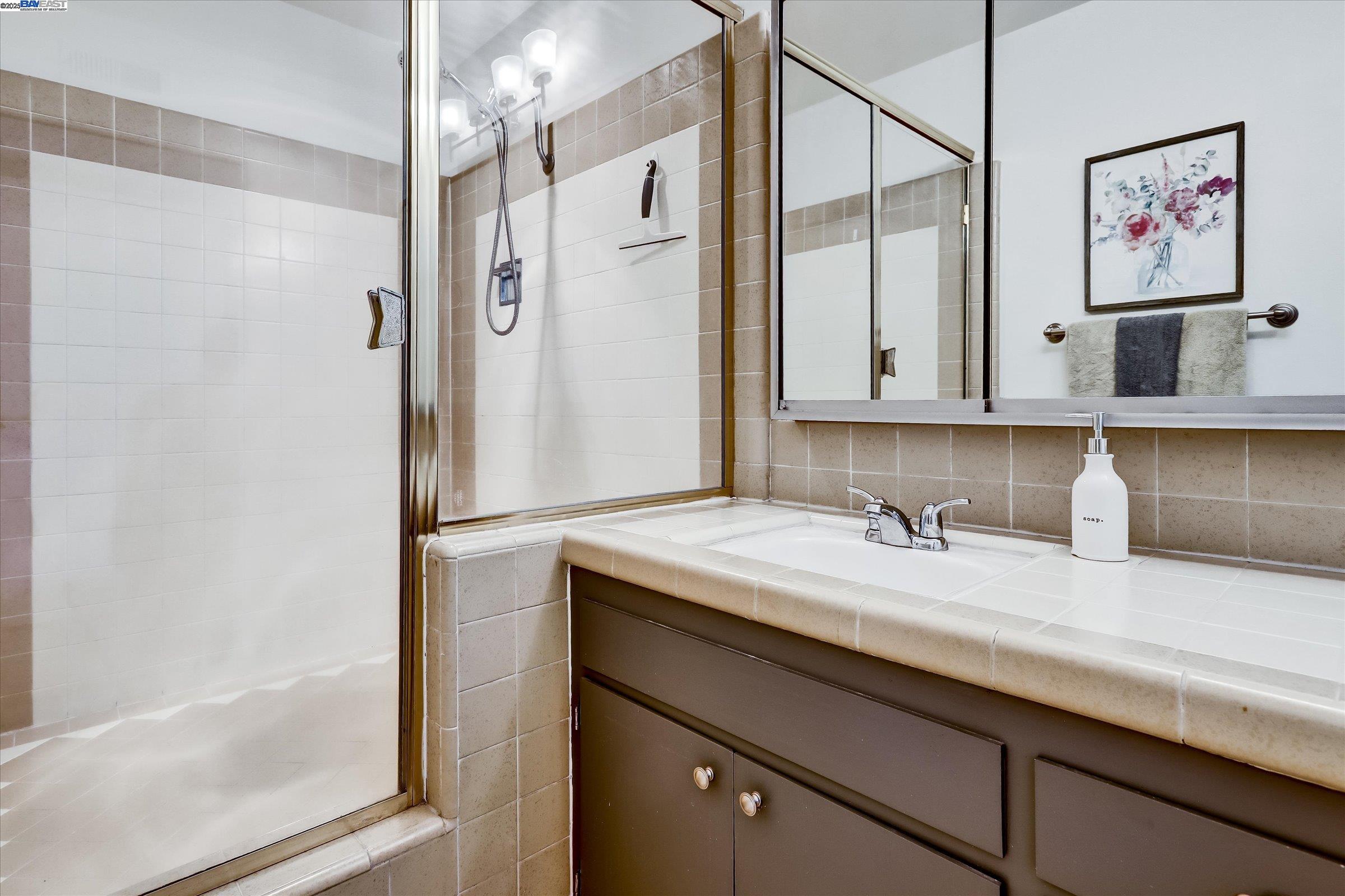 Photo #23: 41106944 Listing: Photo #23
