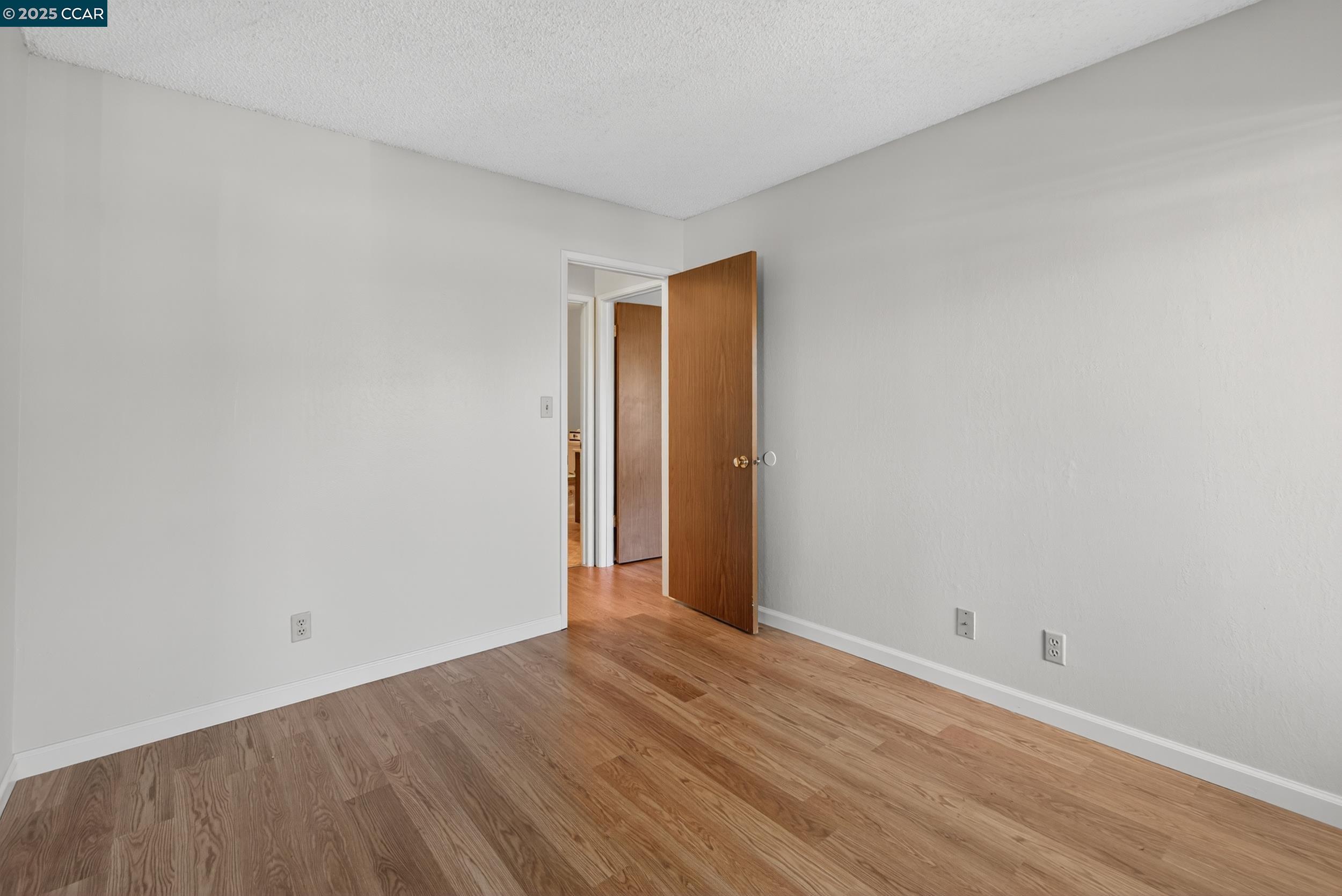 Photo #13: 41106945 Listing: Photo #13