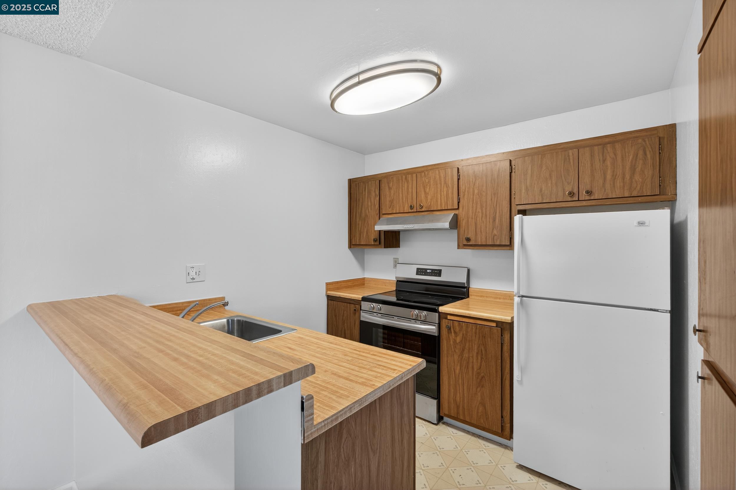 Photo #7: 41106945 Listing: Photo #7