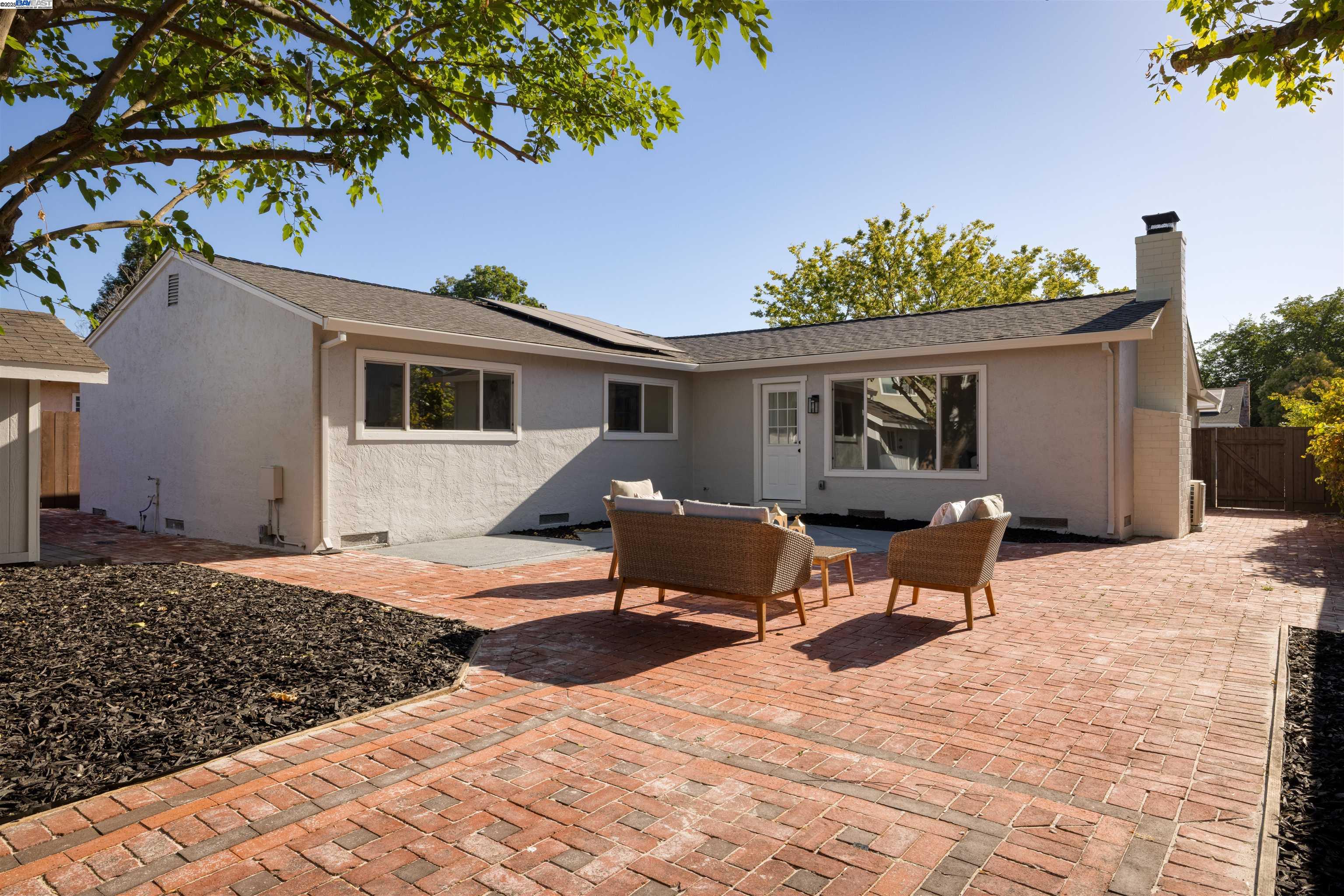 Detail Gallery Image 32 of 38 For 3616 Glacier Ct, Pleasanton,  CA 94588 - 3 Beds | 2 Baths