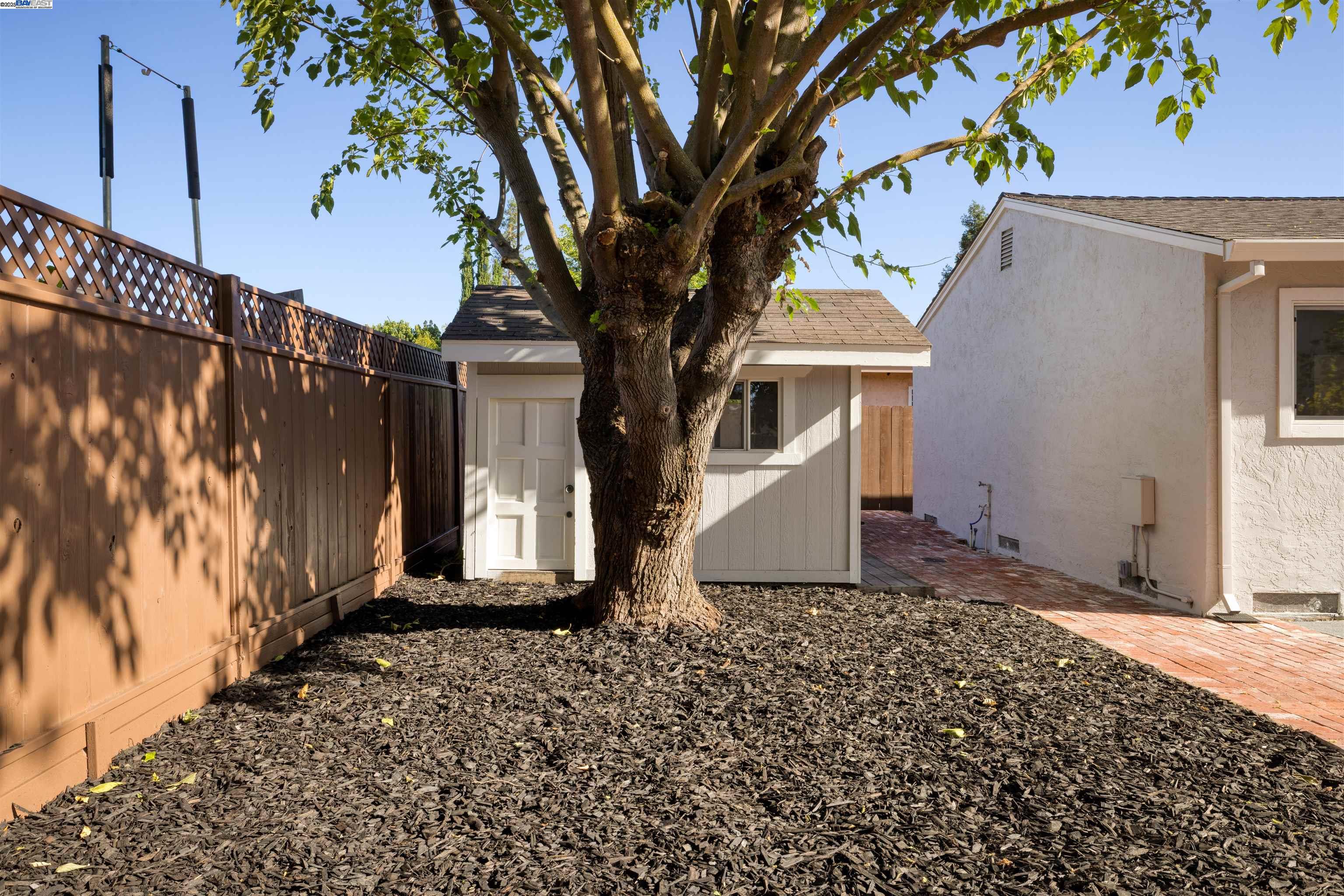 Detail Gallery Image 34 of 38 For 3616 Glacier Ct, Pleasanton,  CA 94588 - 3 Beds | 2 Baths