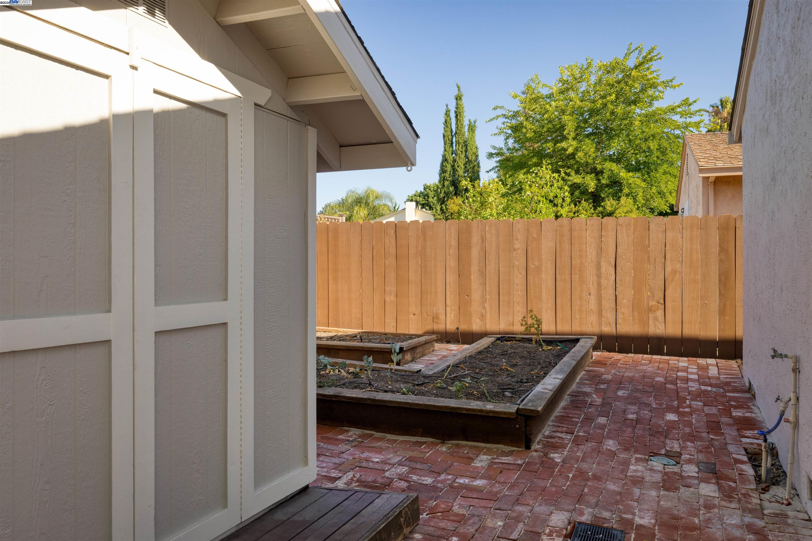 Detail Gallery Image 36 of 38 For 3616 Glacier Ct, Pleasanton,  CA 94588 - 3 Beds | 2 Baths
