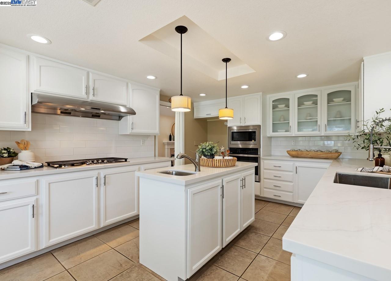 Detail Gallery Image 15 of 59 For 1143 Cheshire Cir, Danville,  CA 94506 - 4 Beds | 3 Baths