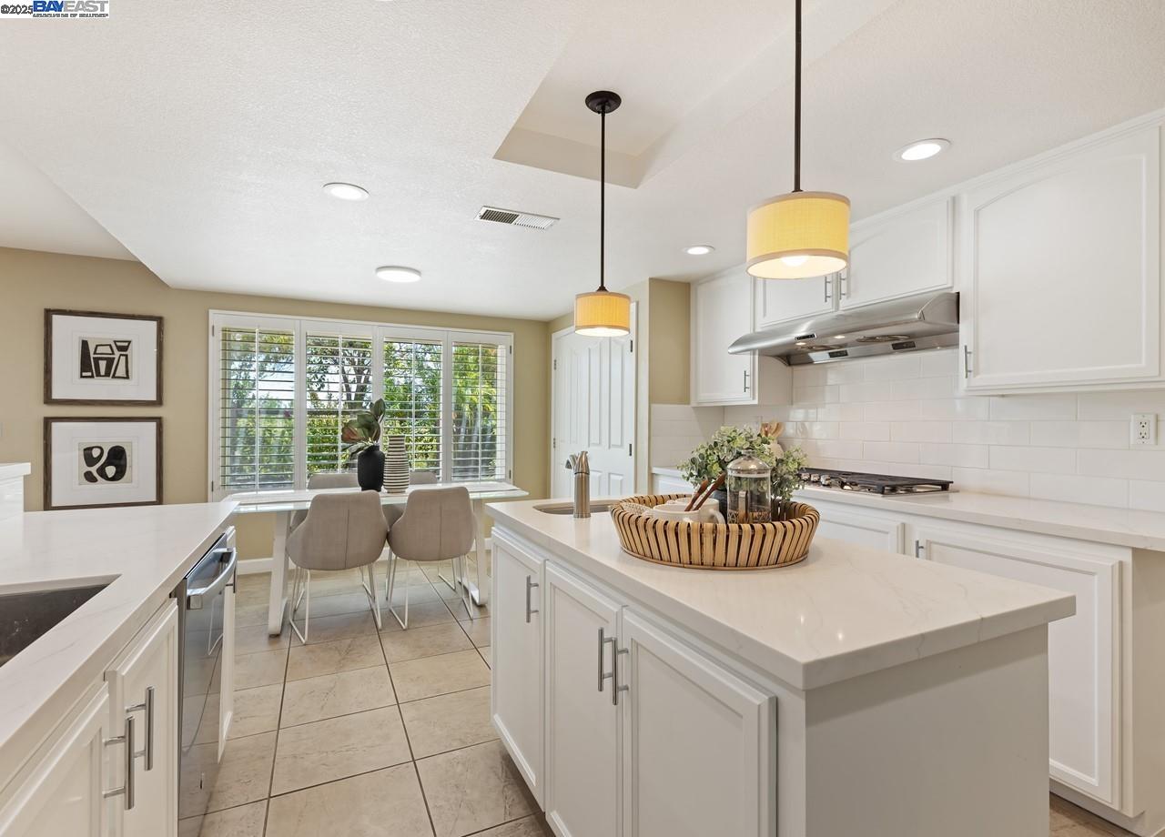 Detail Gallery Image 17 of 59 For 1143 Cheshire Cir, Danville,  CA 94506 - 4 Beds | 3 Baths