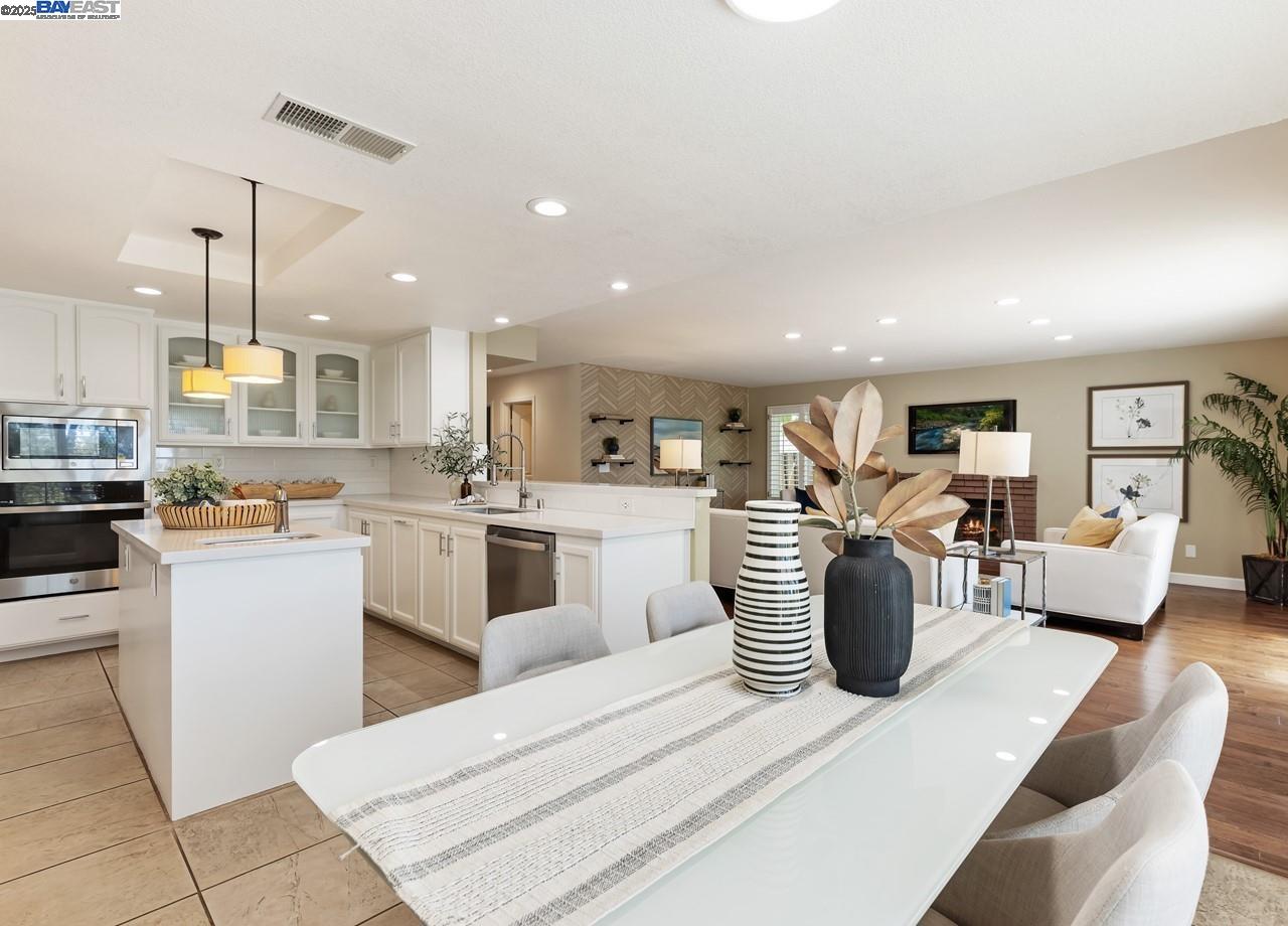 Detail Gallery Image 18 of 59 For 1143 Cheshire Cir, Danville,  CA 94506 - 4 Beds | 3 Baths