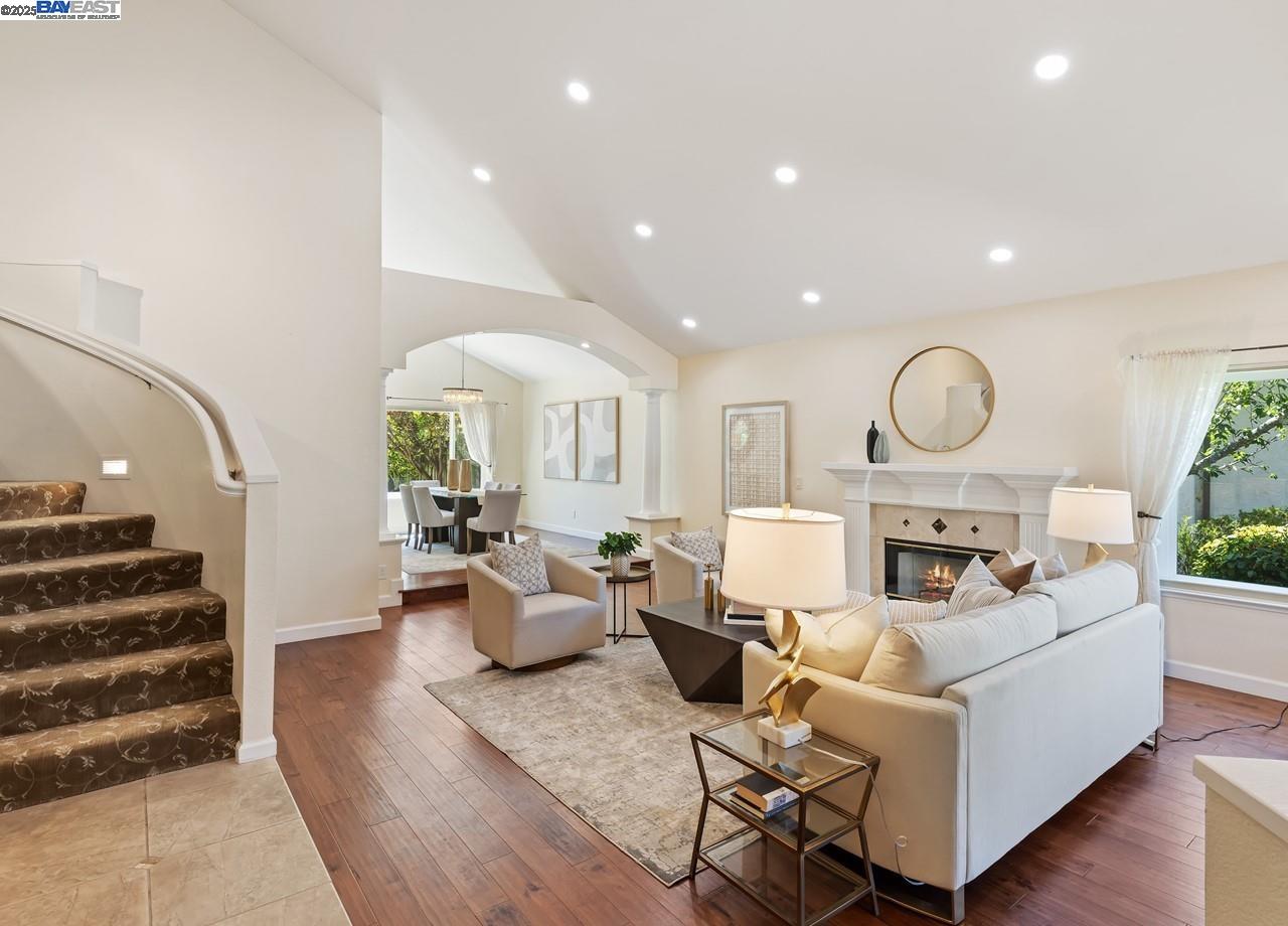 Detail Gallery Image 7 of 59 For 1143 Cheshire Cir, Danville,  CA 94506 - 4 Beds | 3 Baths