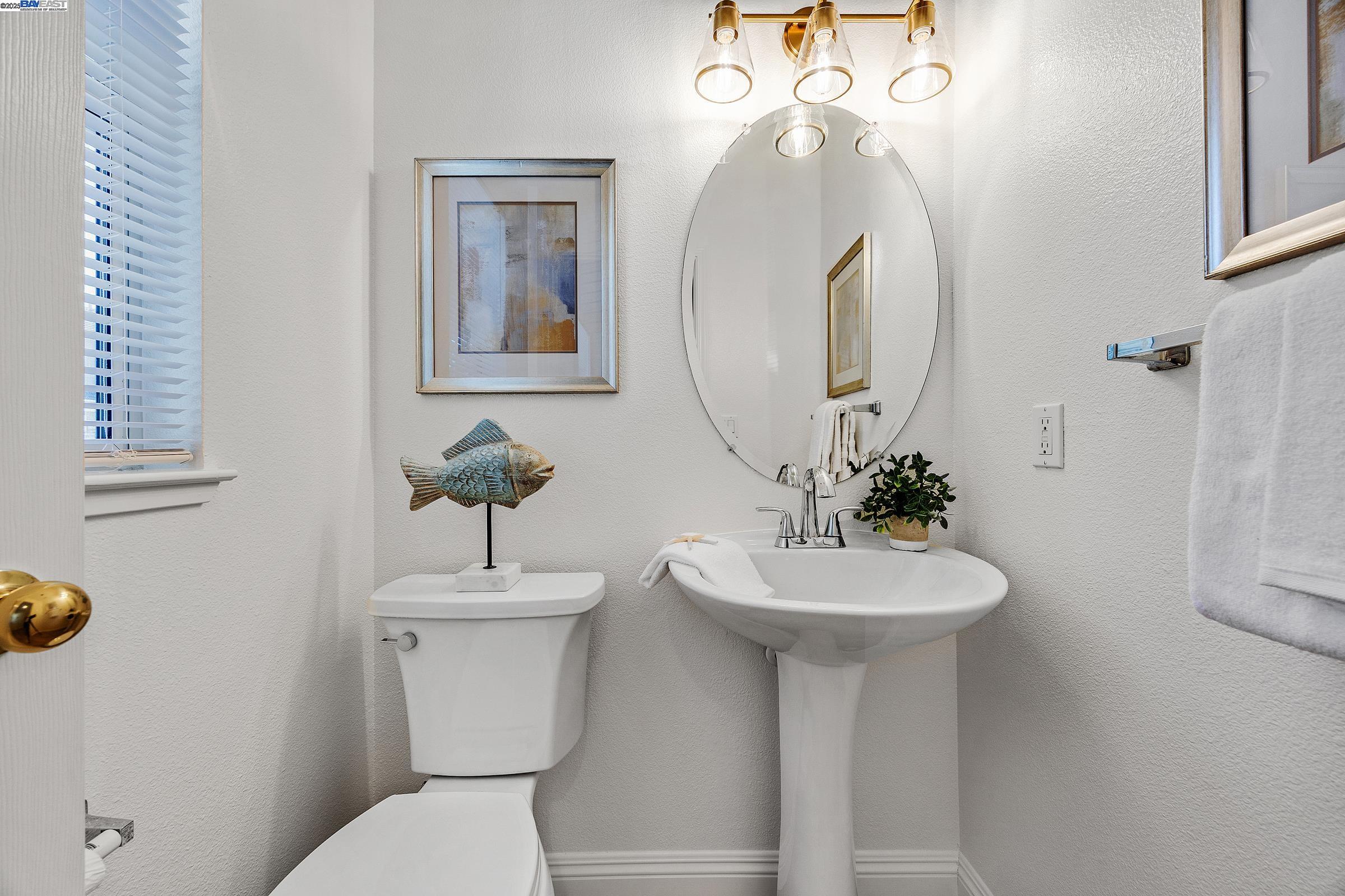 Detail Gallery Image 28 of 36 For 961 William Dr, San Lorenzo,  CA 94580 - 3 Beds | 2/1 Baths