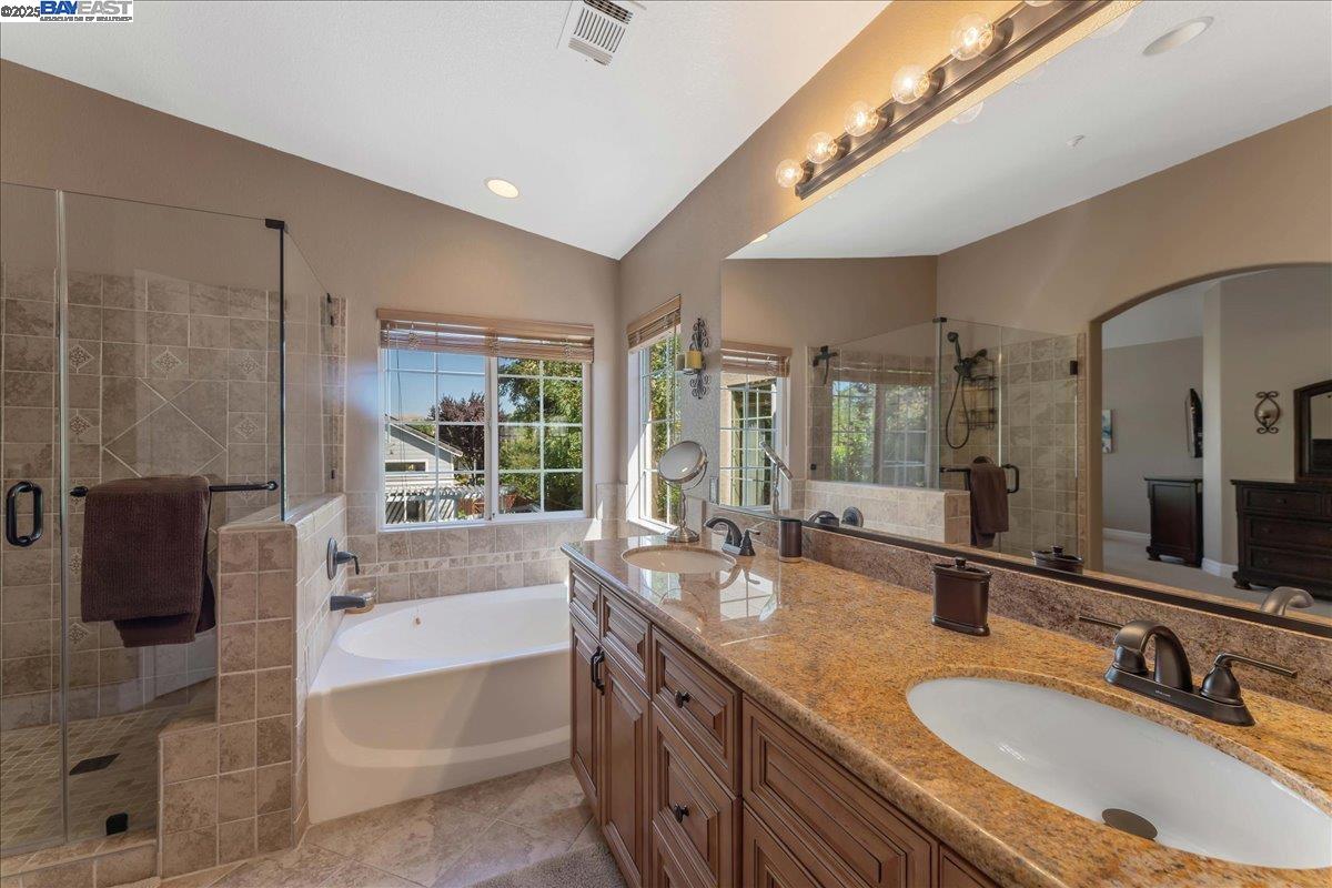 Detail Gallery Image 18 of 25 For 6426 Owl Way, Livermore,  CA 94551 - 4 Beds | 2/1 Baths