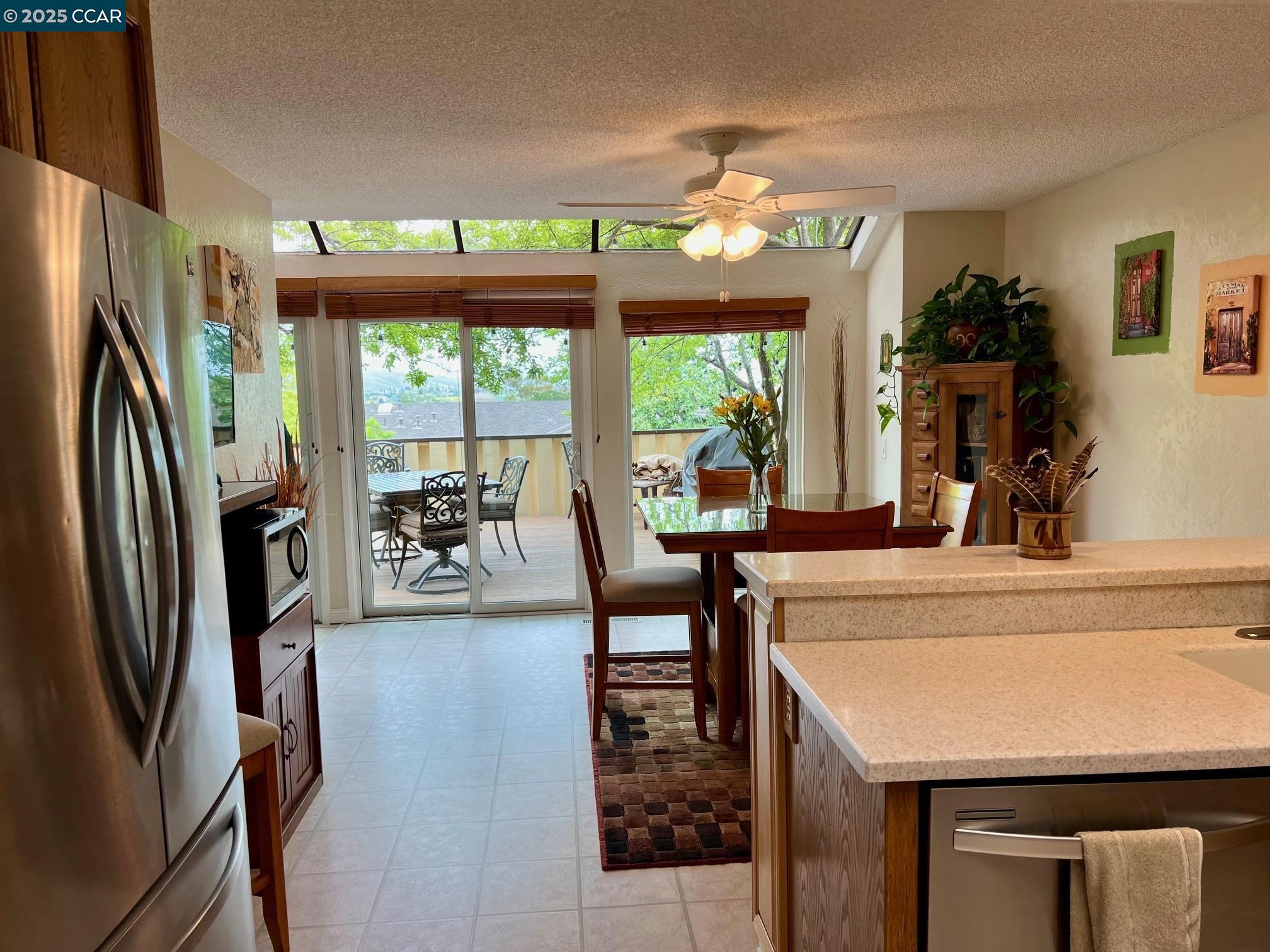 Detail Gallery Image 13 of 42 For 7111 via Portada, San Jose,  CA 95135 - 3 Beds | 2 Baths