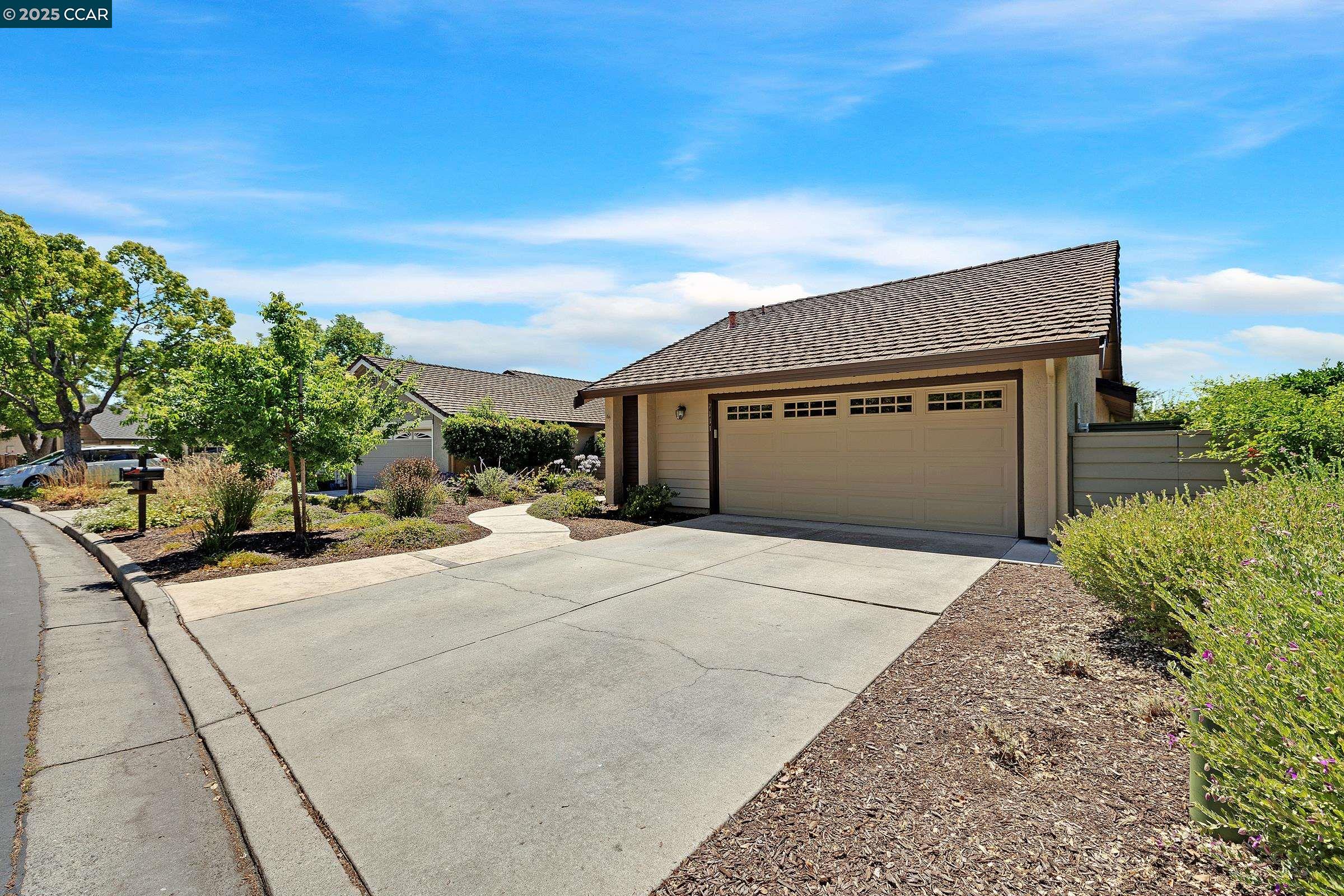 Detail Gallery Image 33 of 42 For 7111 via Portada, San Jose,  CA 95135 - 3 Beds | 2 Baths