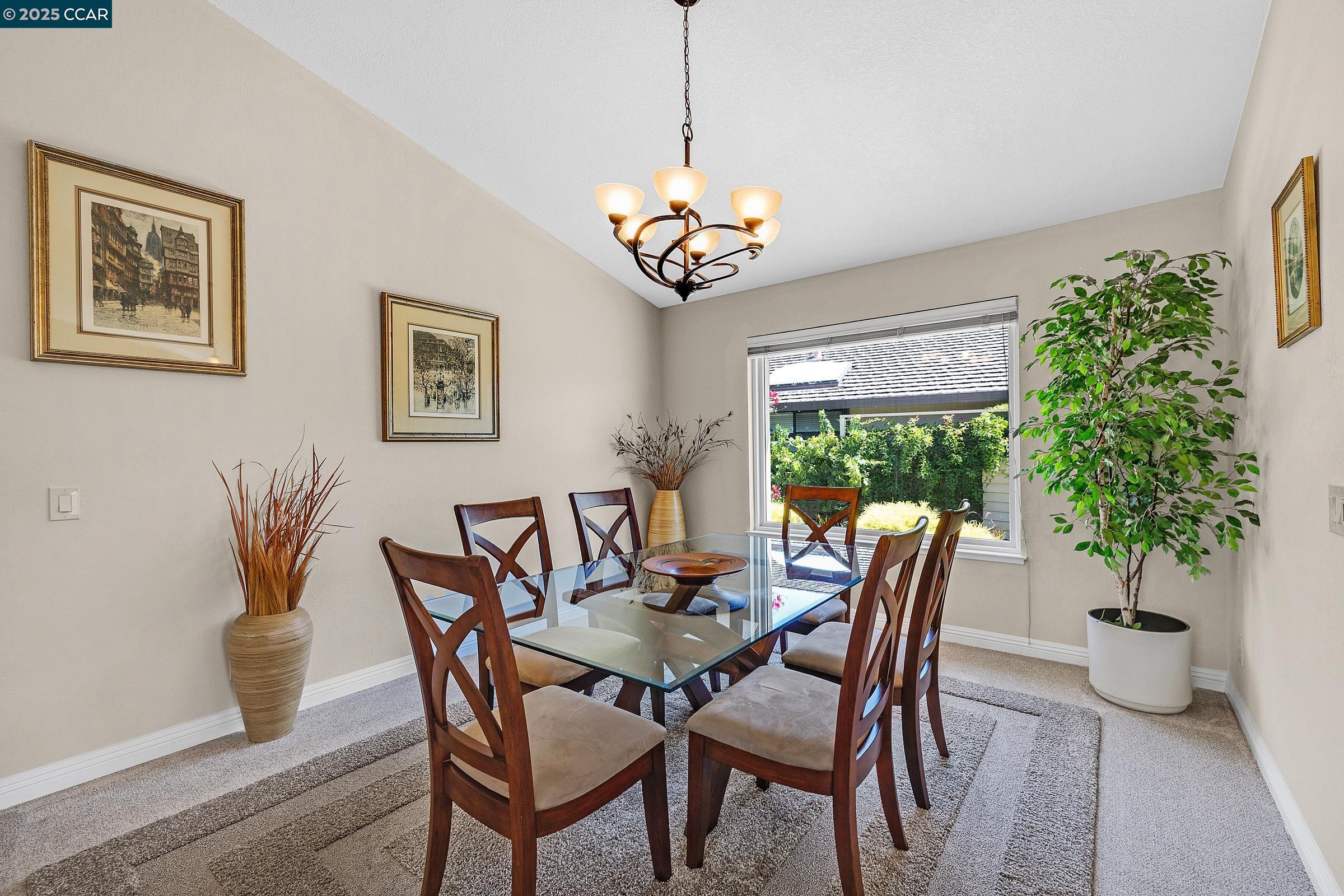 Detail Gallery Image 8 of 42 For 7111 via Portada, San Jose,  CA 95135 - 3 Beds | 2 Baths