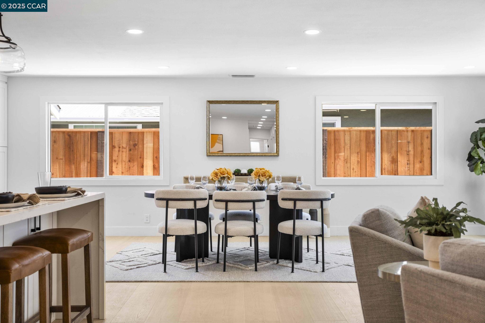 Detail Gallery Image 12 of 38 For 4650 Regina Ln, Concord,  CA 94521 - 3 Beds | 2 Baths