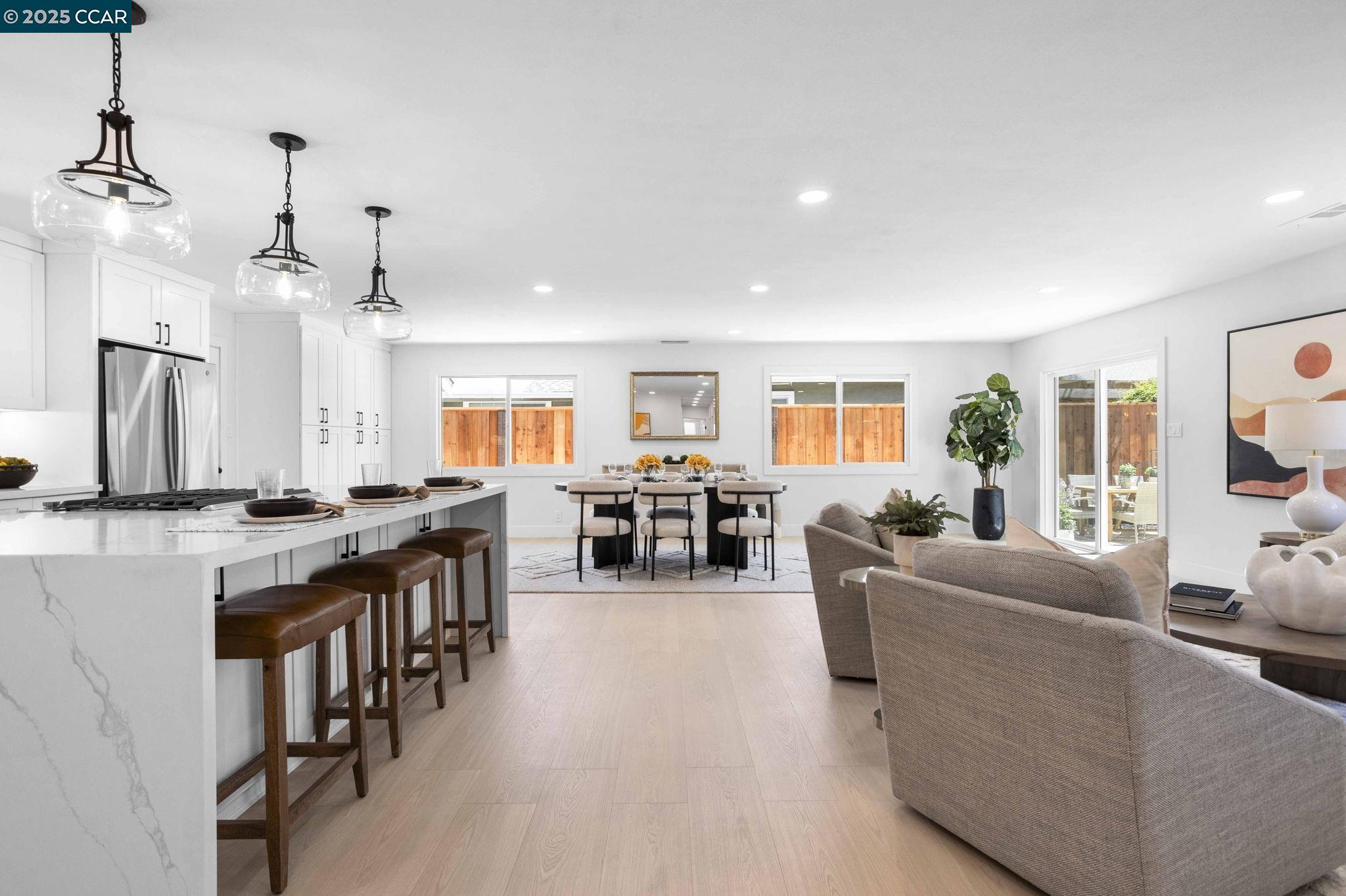Detail Gallery Image 13 of 38 For 4650 Regina Ln, Concord,  CA 94521 - 3 Beds | 2 Baths