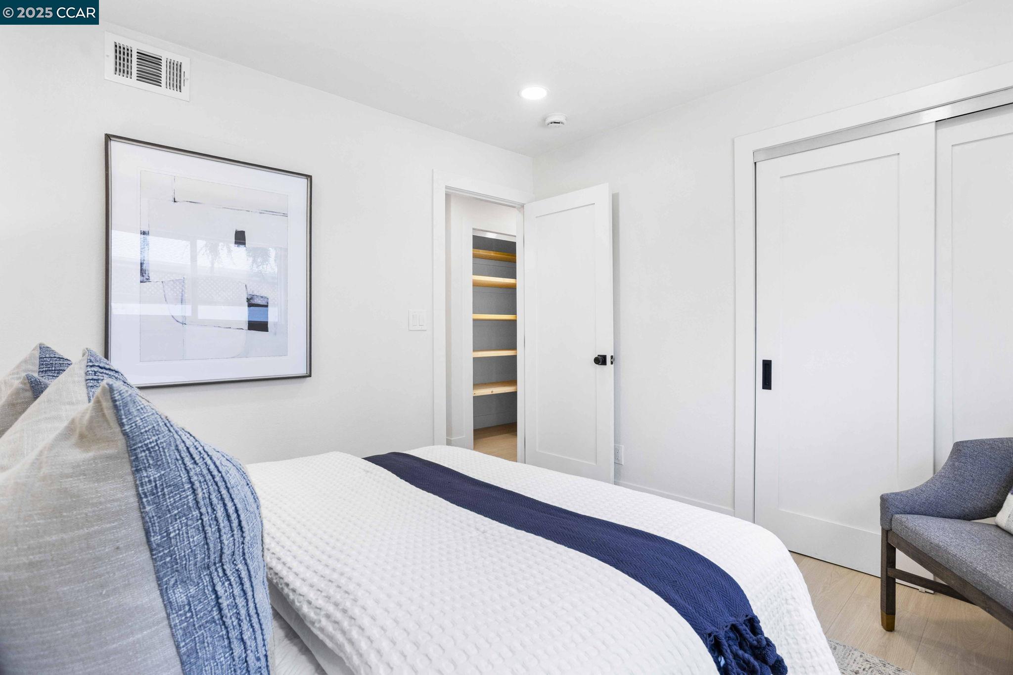Detail Gallery Image 27 of 38 For 4650 Regina Ln, Concord,  CA 94521 - 3 Beds | 2 Baths