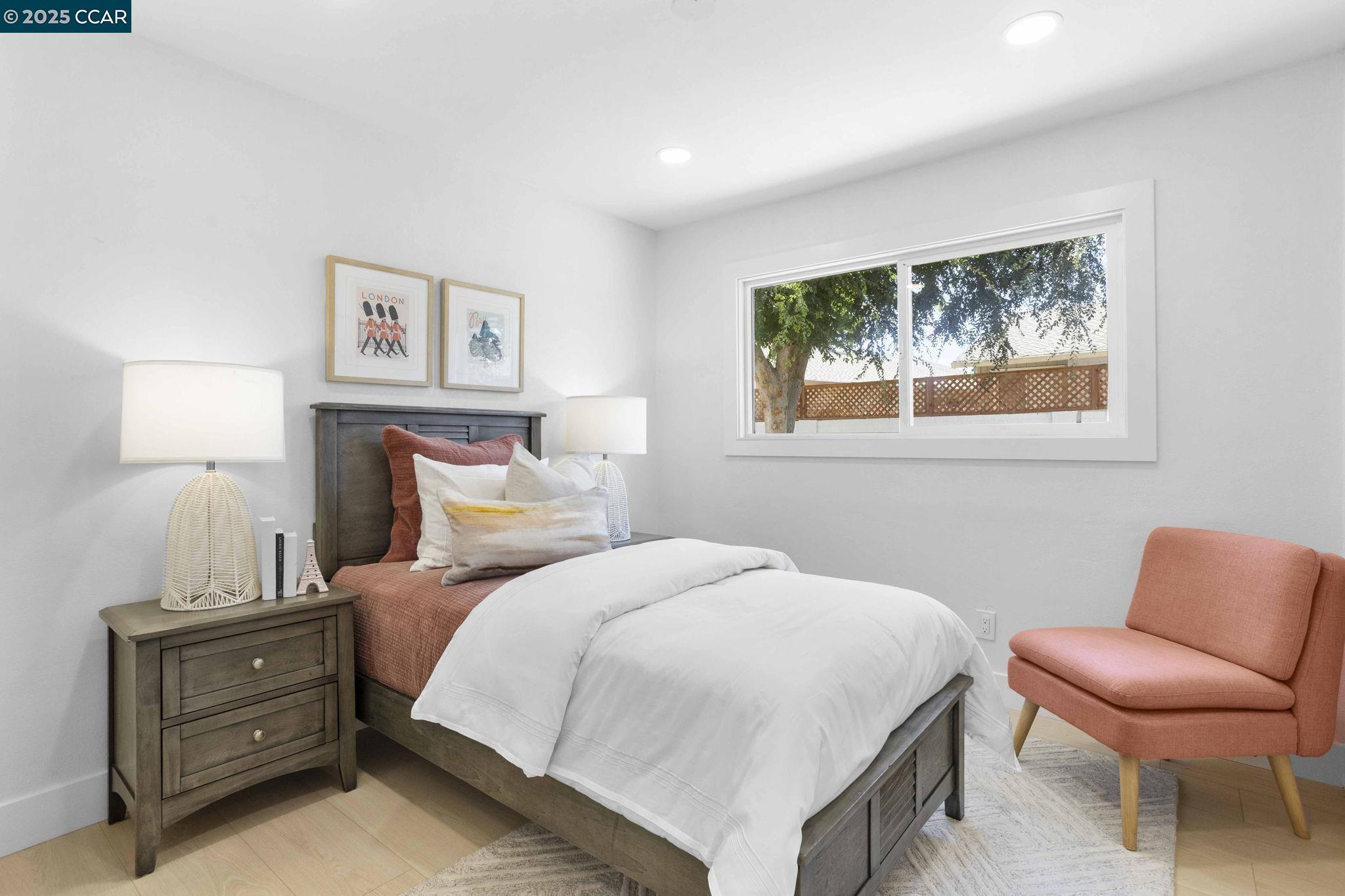 Detail Gallery Image 28 of 38 For 4650 Regina Ln, Concord,  CA 94521 - 3 Beds | 2 Baths