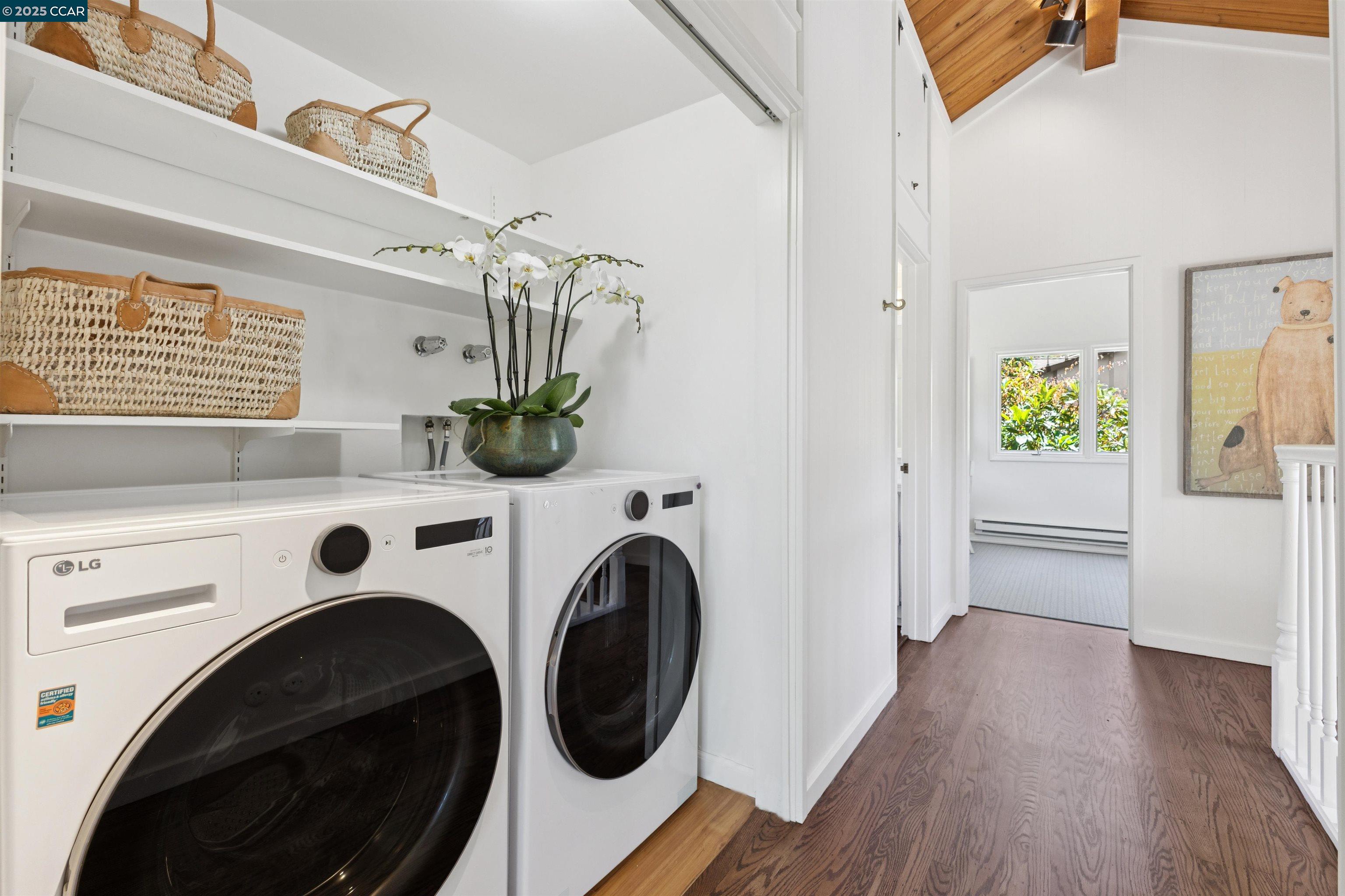 Detail Gallery Image 34 of 46 For 4 El Verano, Orinda,  CA 94563 - 4 Beds | 2/1 Baths