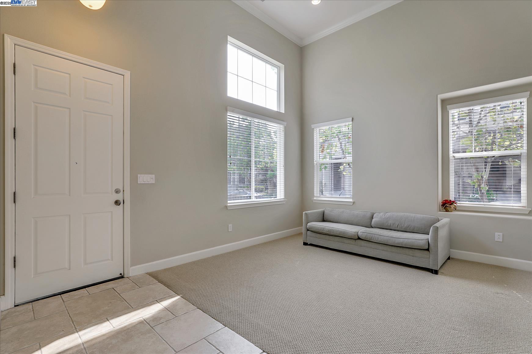 Detail Gallery Image 3 of 23 For 6320 Byron Ln, San Ramon,  CA 94582 - 4 Beds | 3 Baths
