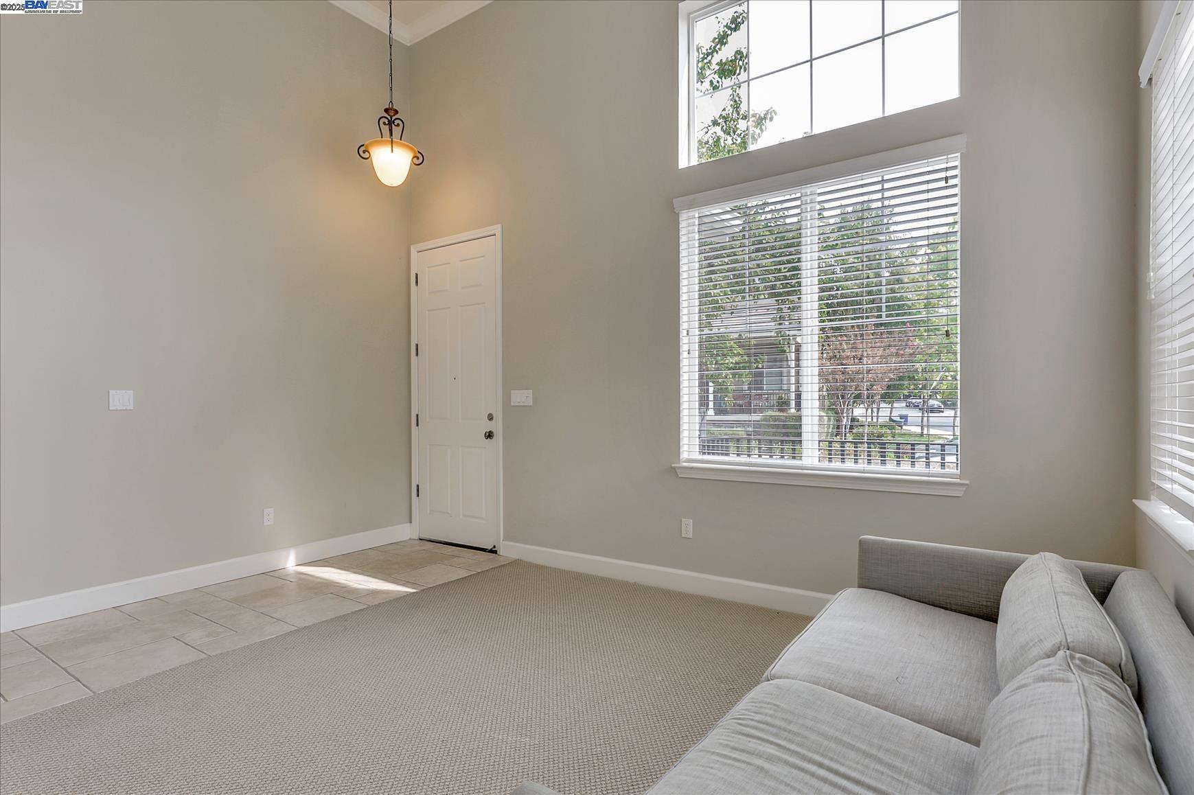 Detail Gallery Image 4 of 23 For 6320 Byron Ln, San Ramon,  CA 94582 - 4 Beds | 3 Baths
