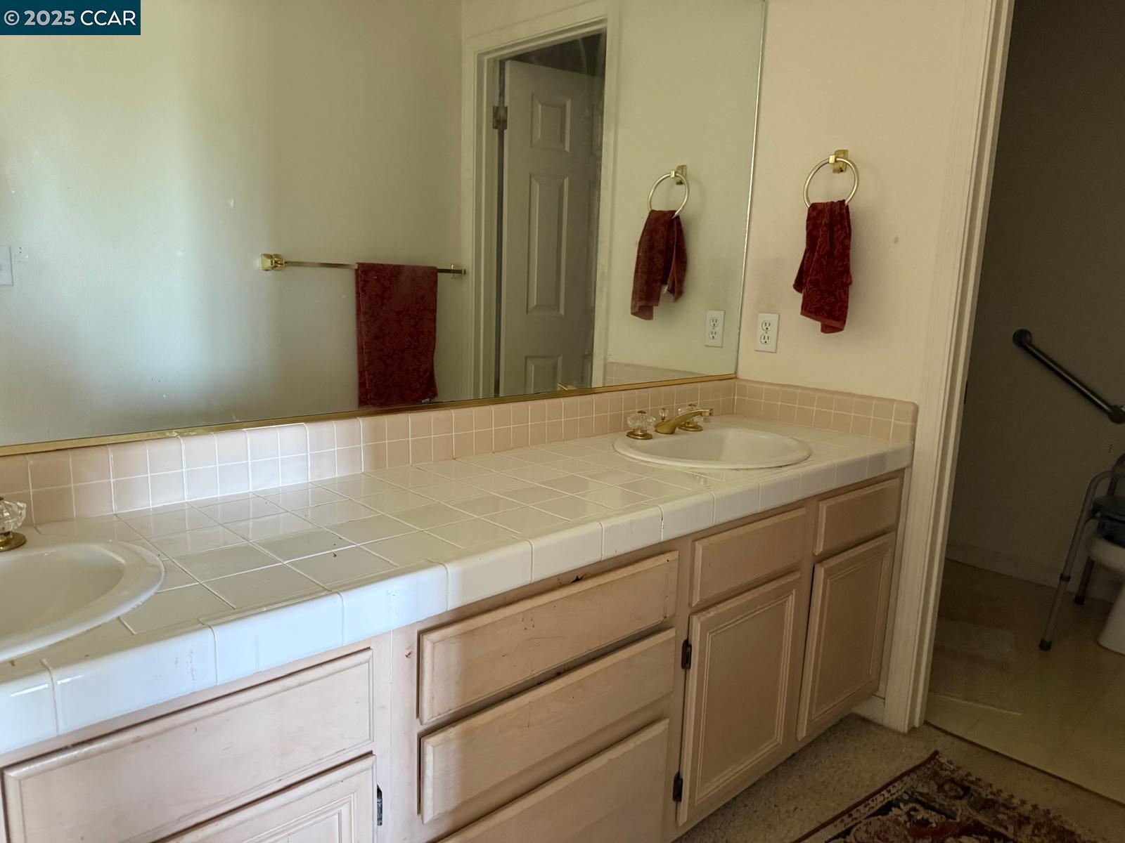 Detail Gallery Image 11 of 15 For 149 Alice St, Santa Rosa,  CA 95409 - 3 Beds | 2/1 Baths