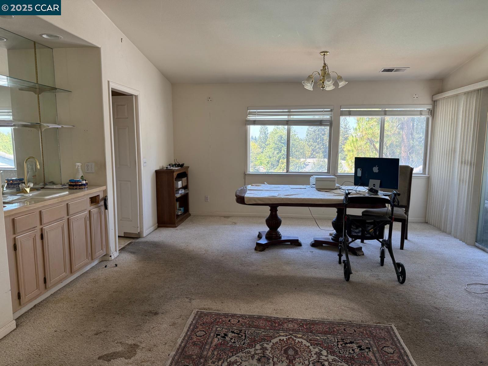 Detail Gallery Image 4 of 15 For 149 Alice St, Santa Rosa,  CA 95409 - 3 Beds | 2/1 Baths
