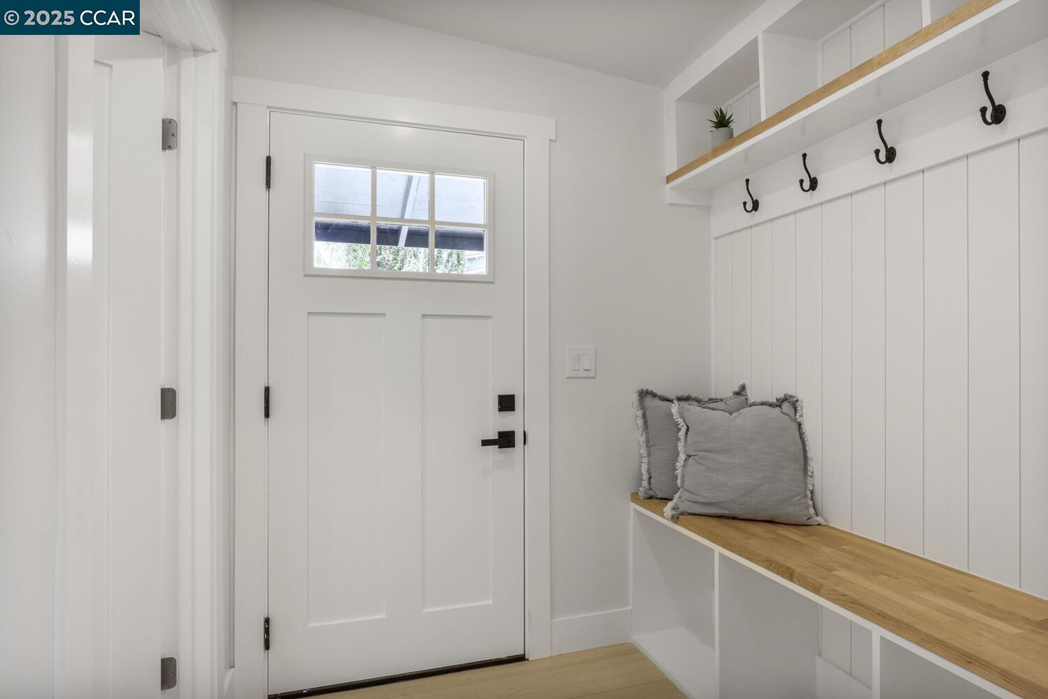 Detail Gallery Image 22 of 27 For 2155 Rosedale Ave, Oakland,  CA 94601 - 3 Beds | 2 Baths