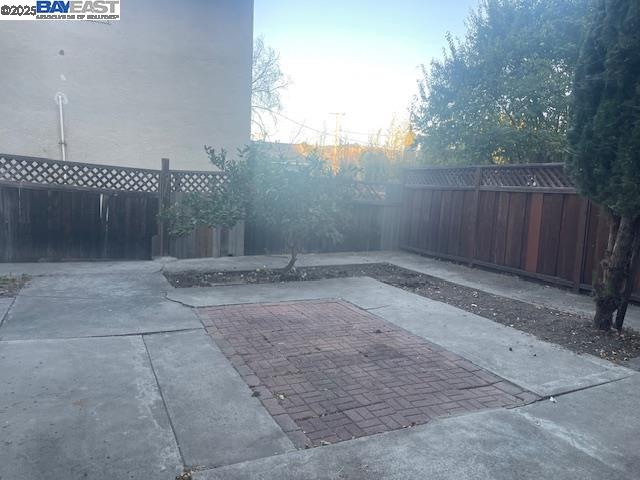 Detail Gallery Image 22 of 24 For 108 Lund Ave, Hayward,  CA 94544 - 4 Beds | 3/1 Baths