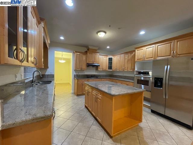 Detail Gallery Image 5 of 24 For 108 Lund Ave, Hayward,  CA 94544 - 4 Beds | 3/1 Baths