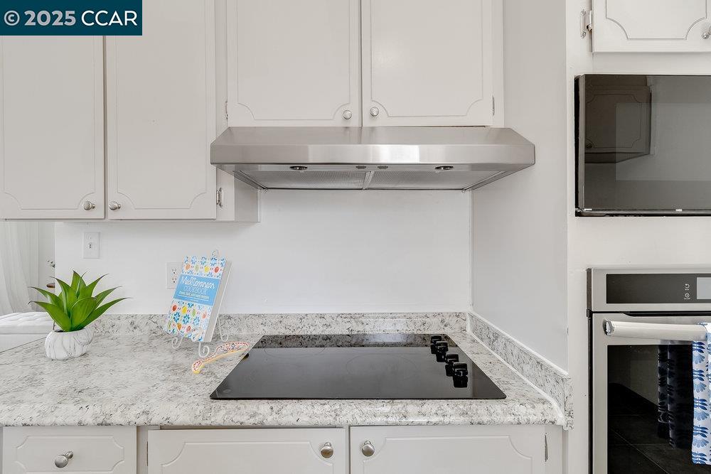 Detail Gallery Image 13 of 30 For 4524 Bell Ct, Richmond,  CA 94804 - 3 Beds | 2 Baths