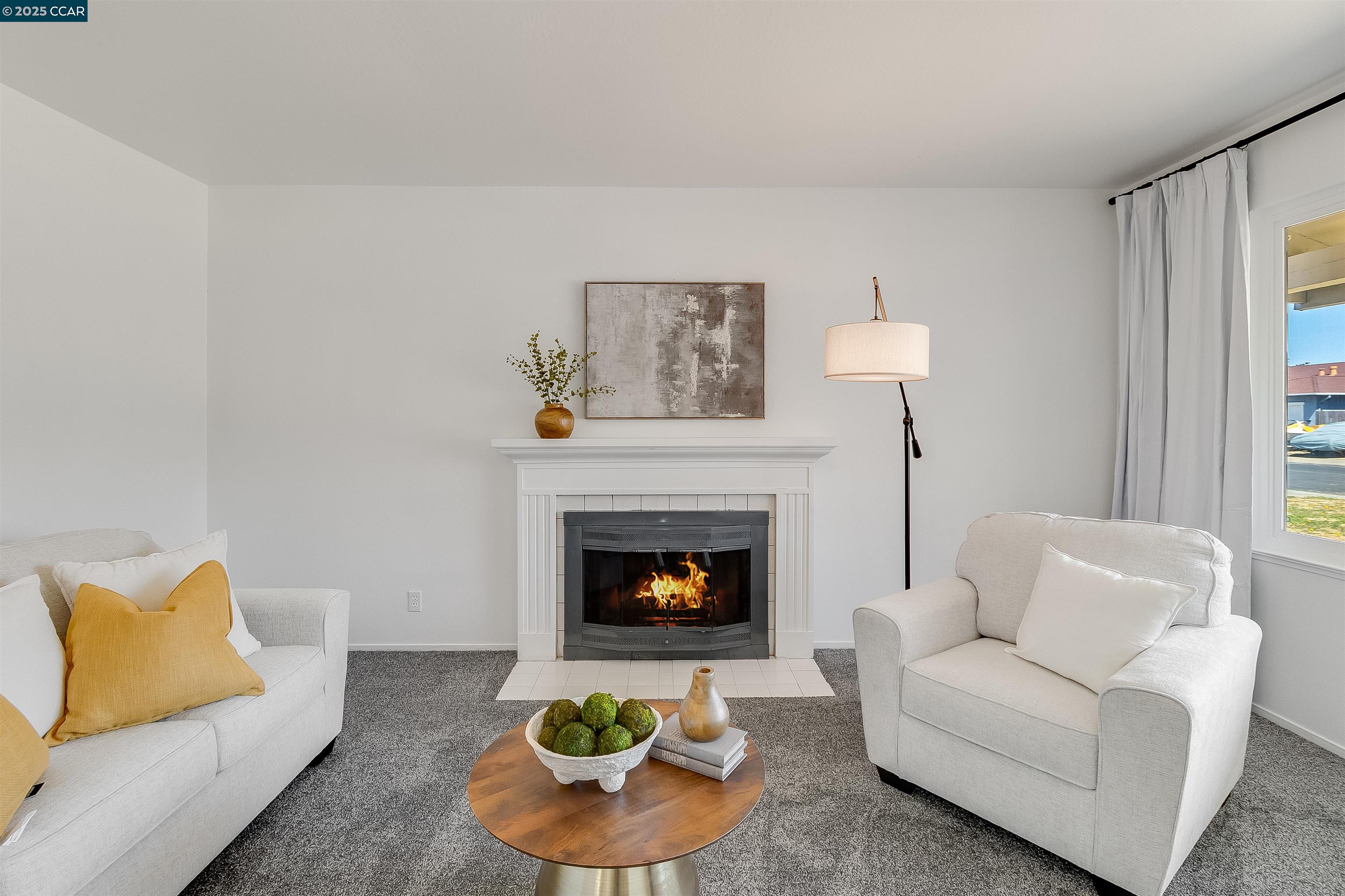 Detail Gallery Image 5 of 30 For 4524 Bell Ct, Richmond,  CA 94804 - 3 Beds | 2 Baths