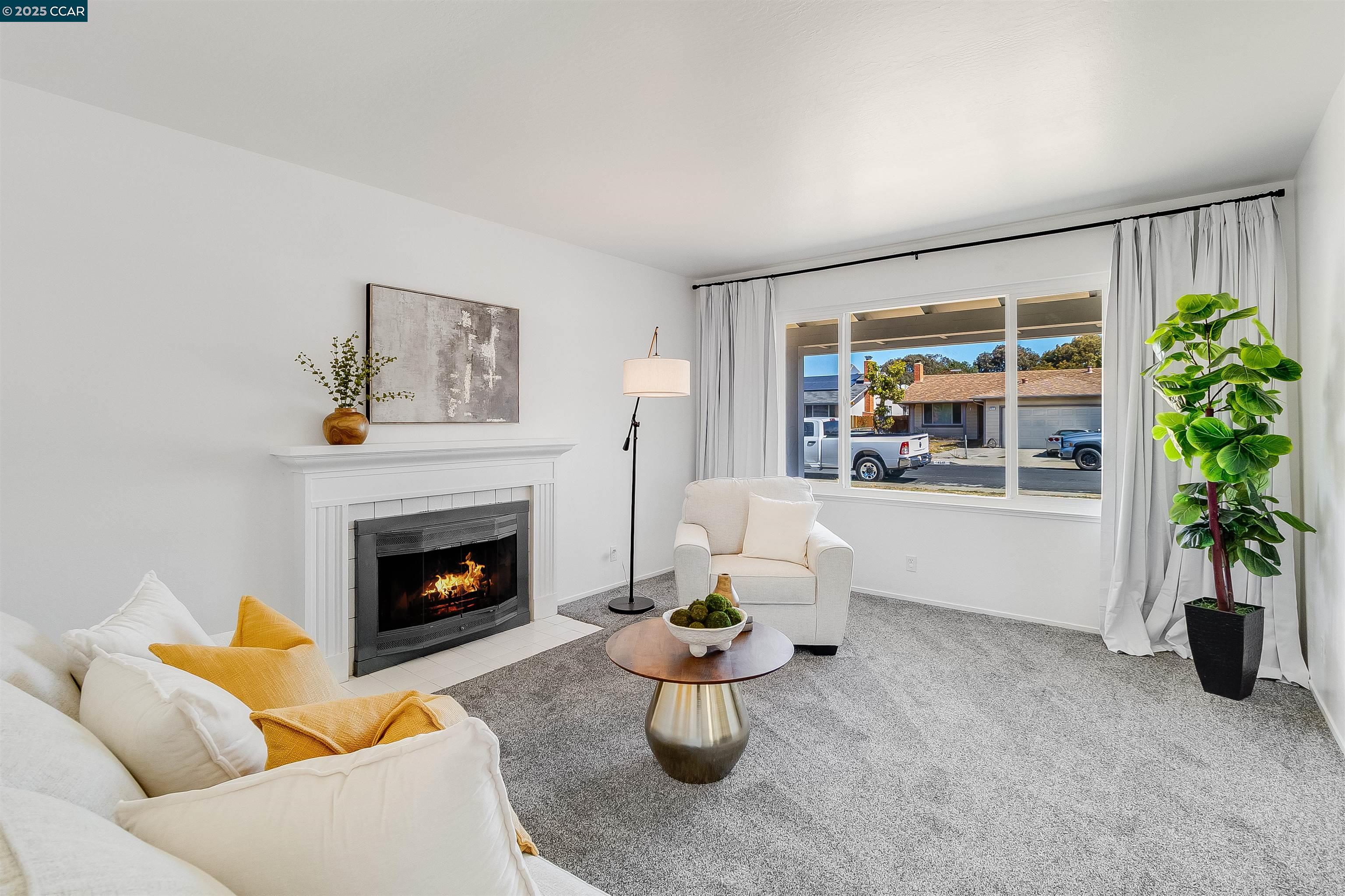 Detail Gallery Image 6 of 30 For 4524 Bell Ct, Richmond,  CA 94804 - 3 Beds | 2 Baths