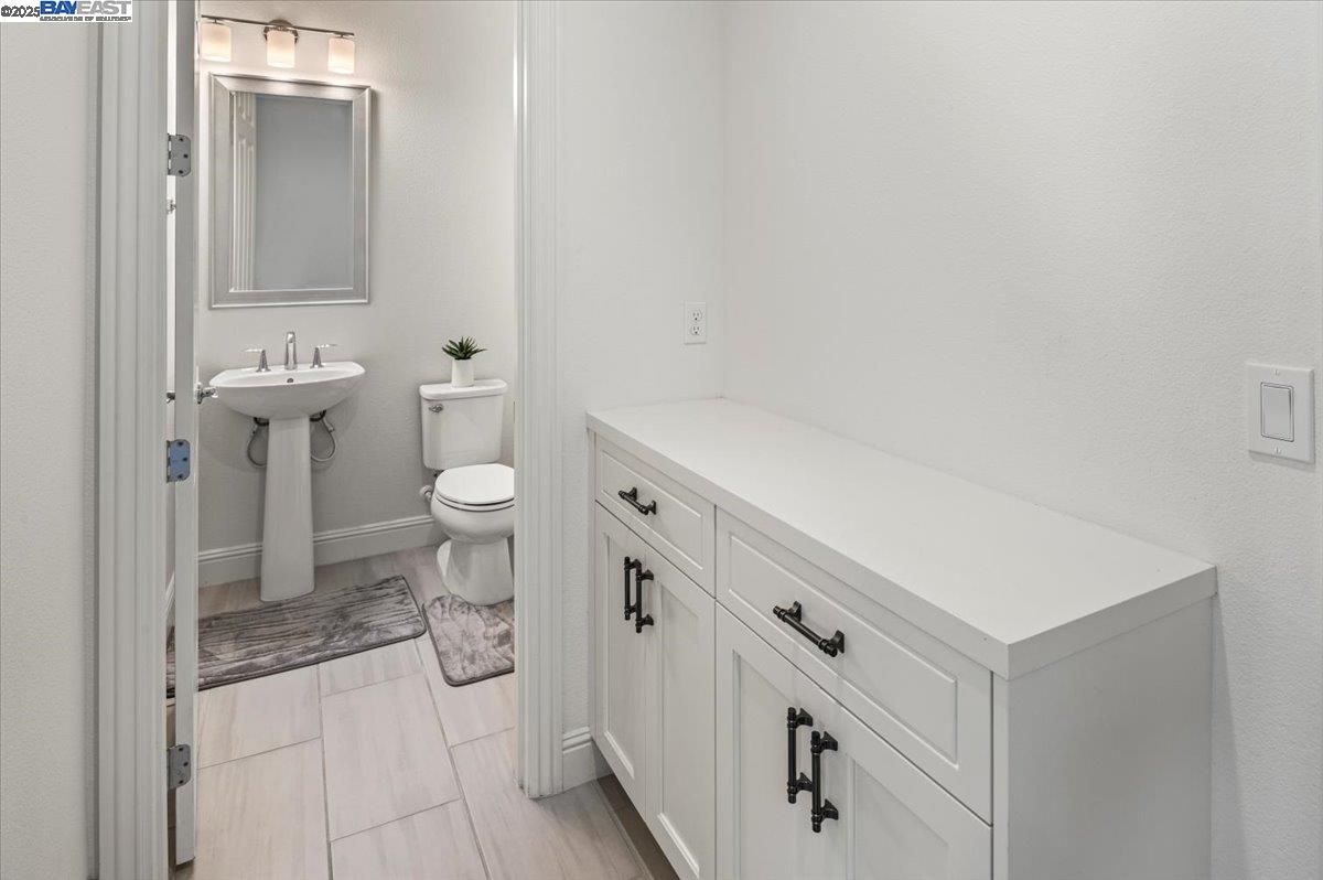 Detail Gallery Image 21 of 54 For 264 Zinnia Ct, San Ramon,  CA 94582 - 4 Beds | 3/1 Baths