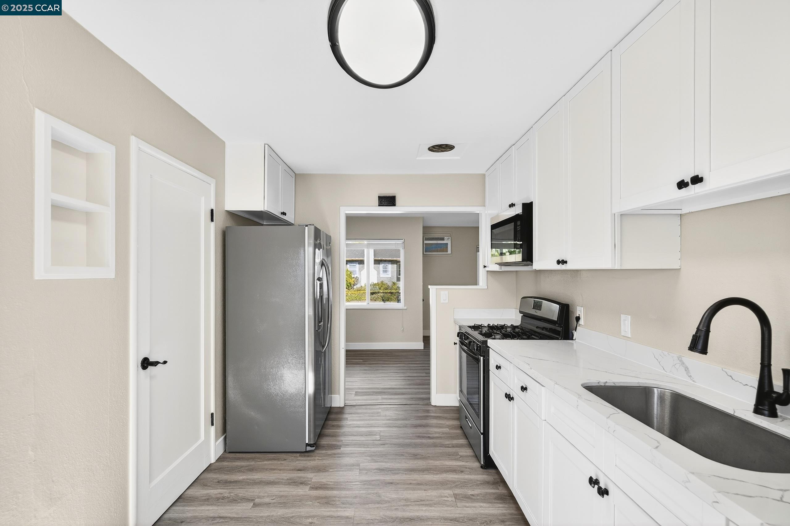 Detail Gallery Image 20 of 59 For 843 Audrey Ct, Pleasant Hill,  CA 94523 - 3 Beds | 1 Baths