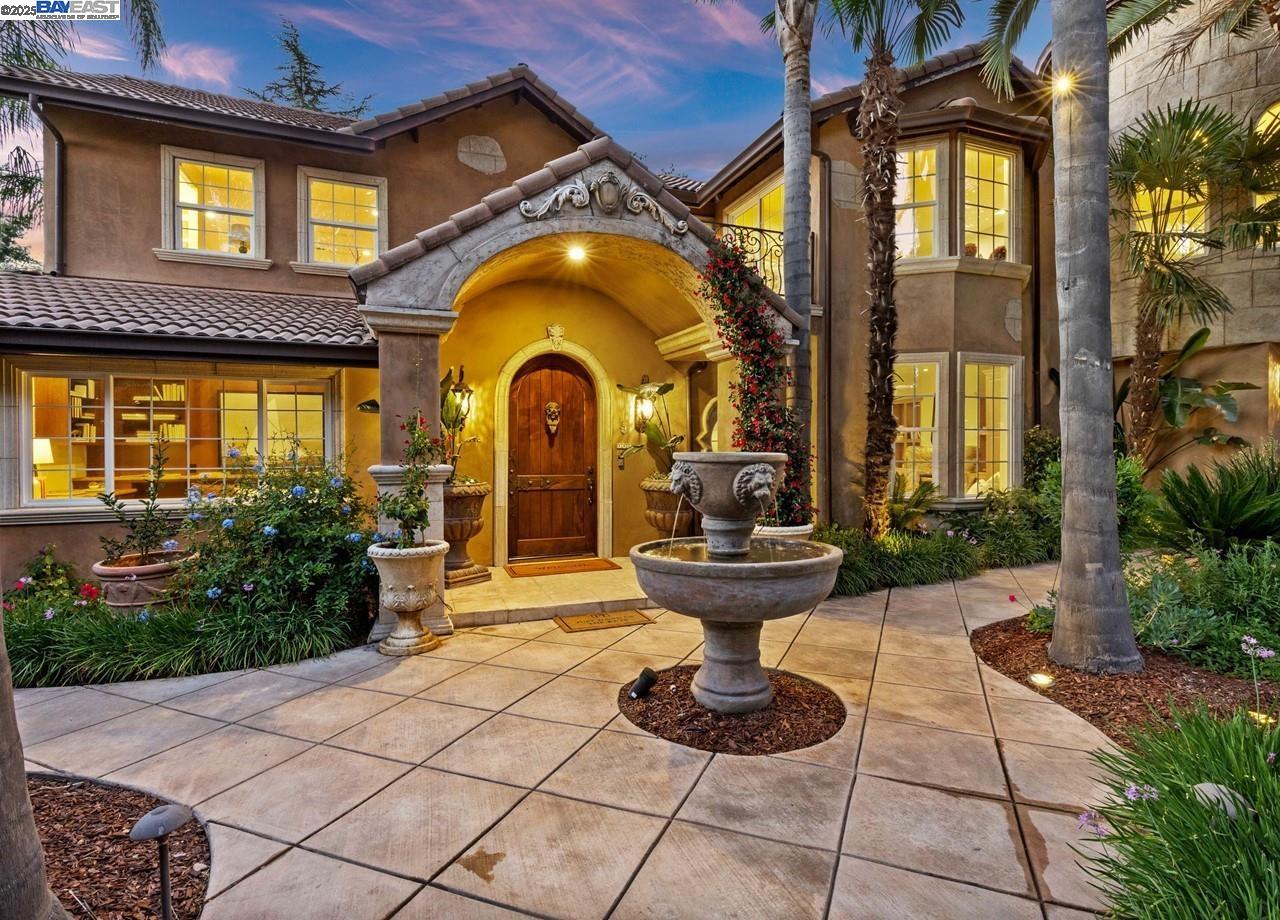 Detail Gallery Image 3 of 60 For 107 Verde Mesa Dr, Danville,  CA 94526 - 5 Beds | 4/1 Baths