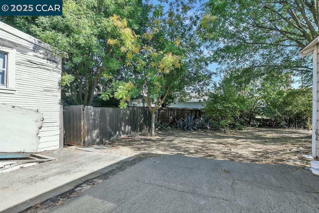 Detail Gallery Image 23 of 29 For 25 Megan Ct, Oakley,  CA 94561 - 3 Beds | 1 Baths